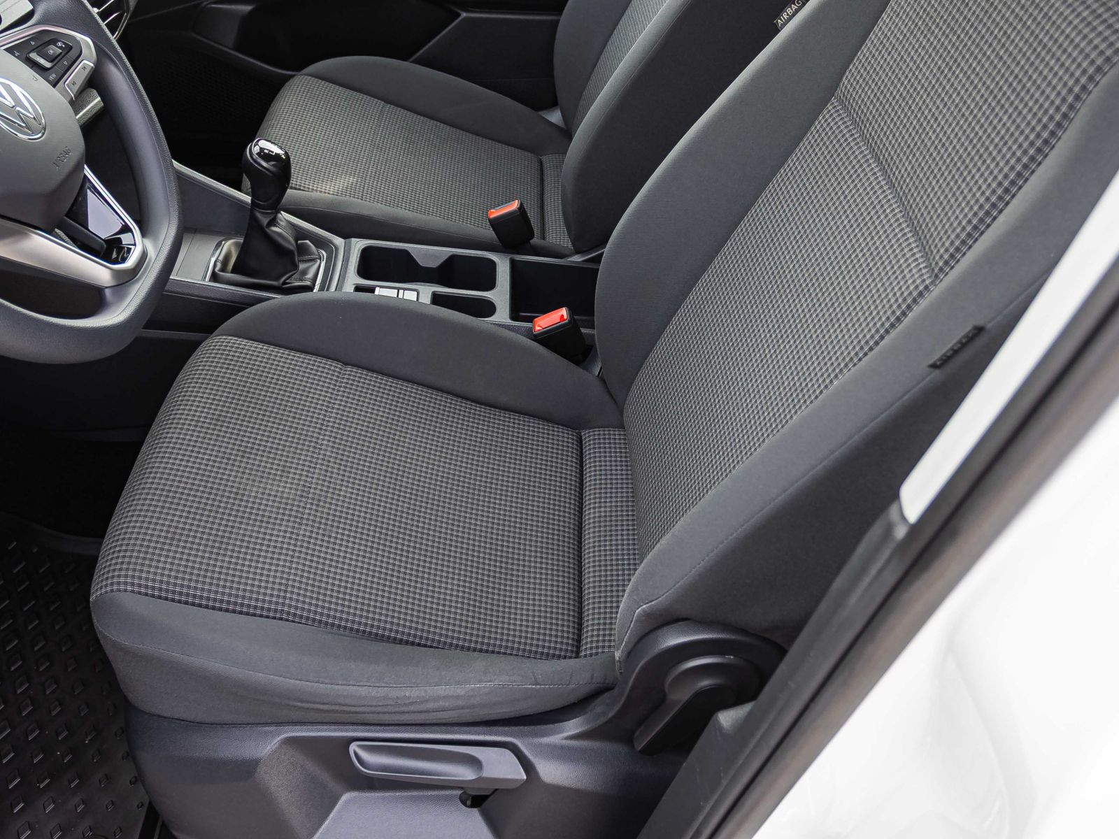 Volkswagen Caddy Kombi Basis 2.0TDI Klima GRA EPH DAB AHK