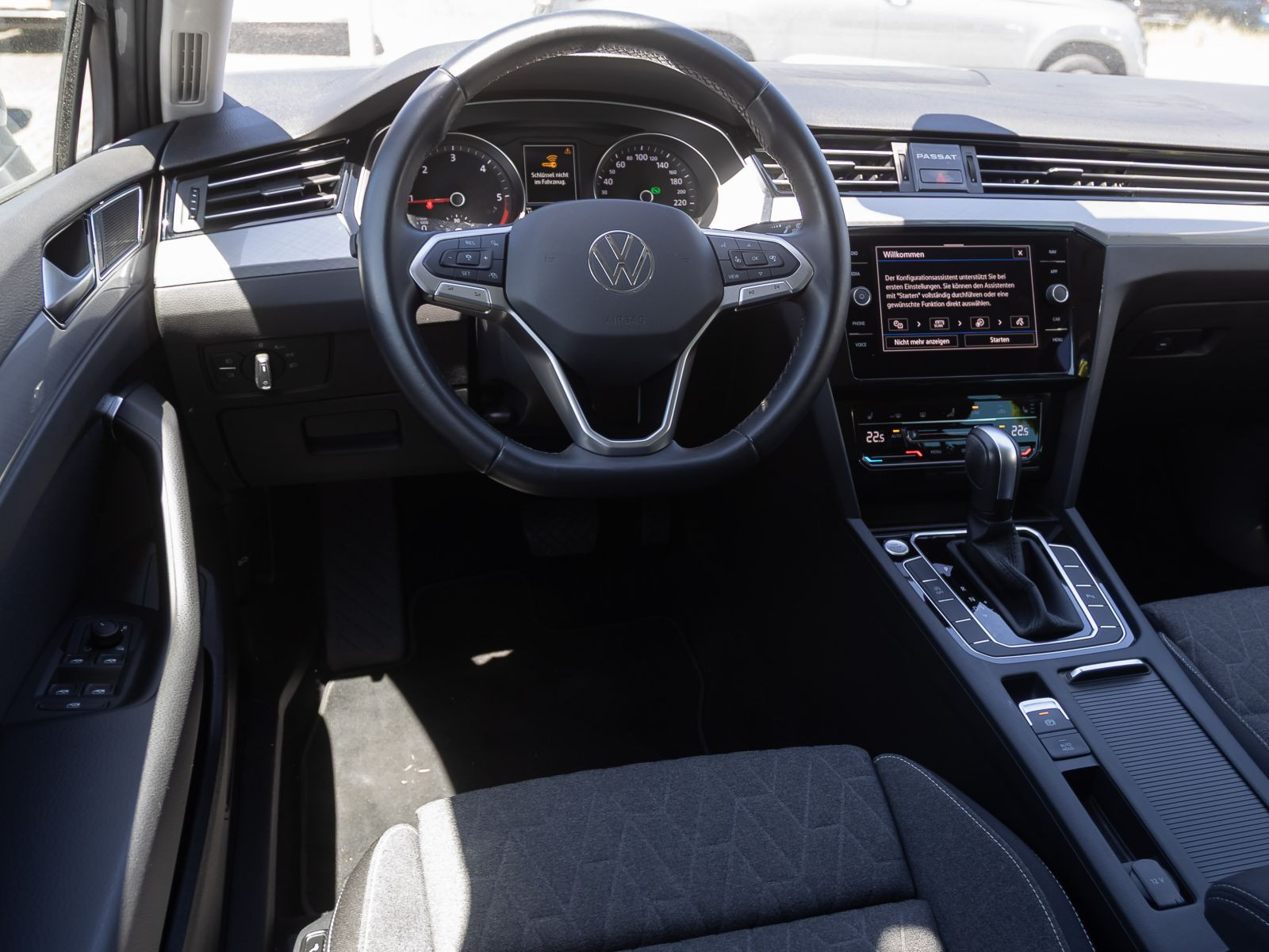 Volkswagen Passat Variant Business 2.0TDI DSG Navi LED ACC EPH