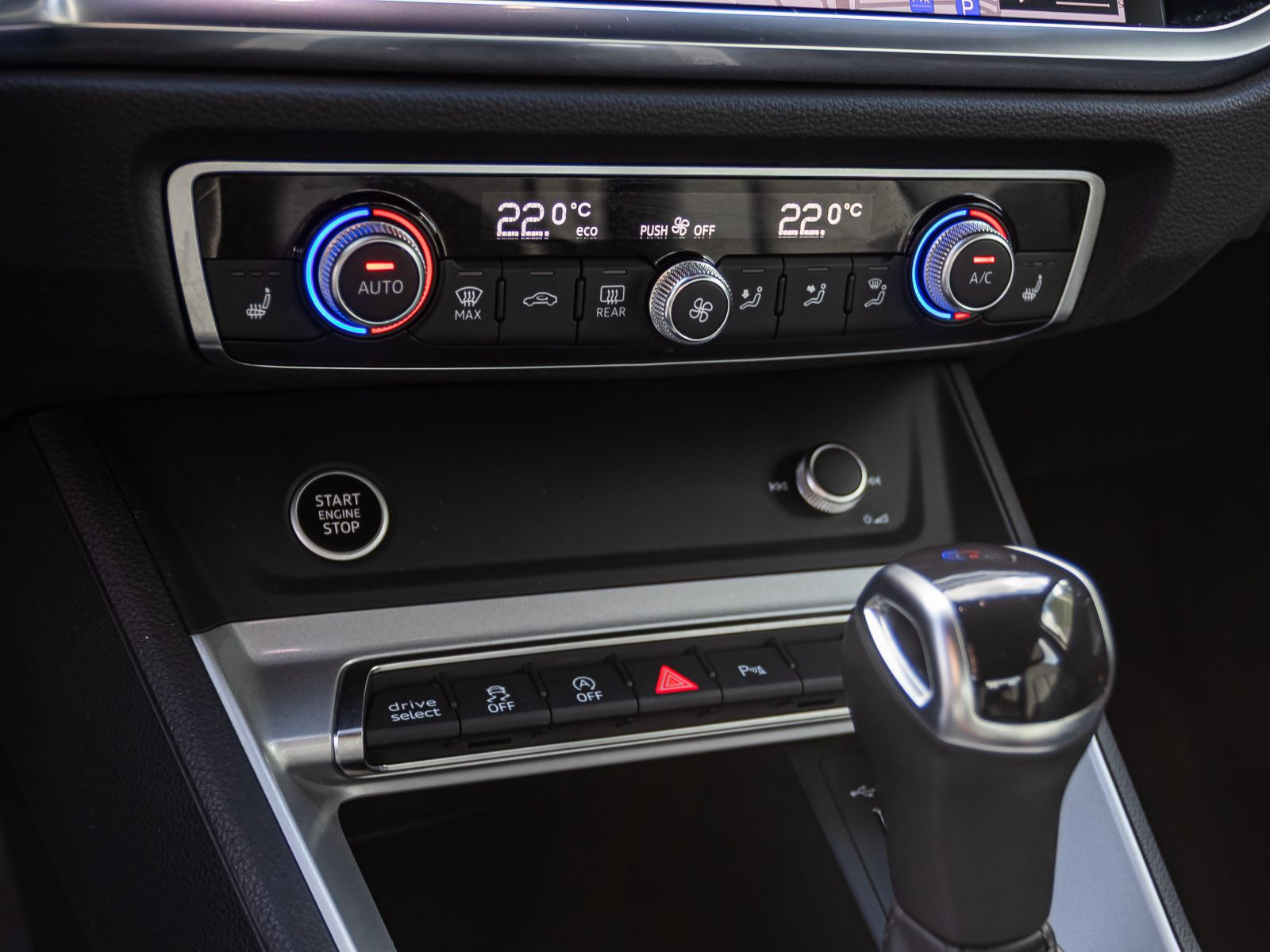 Audi Q3 advanced 40TDI qu. Stronic Navi LED GRA EPH