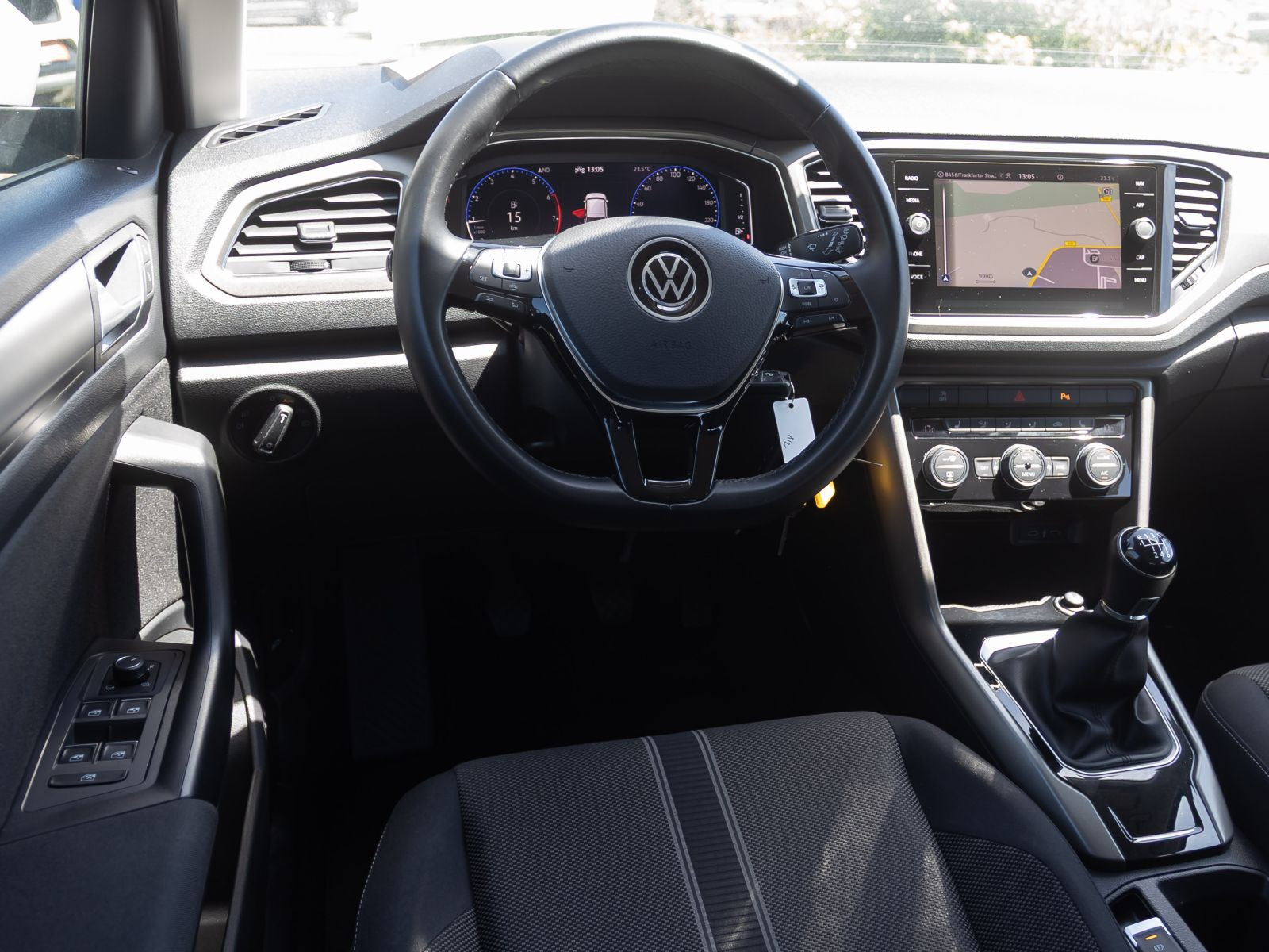 Volkswagen T-Roc Style 1.0TSI Navi LED ACC EPH CarPlay DAB