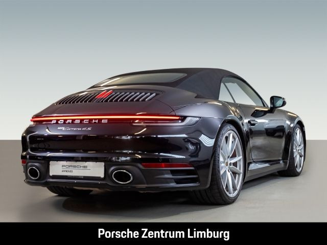 Porsche 992 911 Carrera 4S Cabrio Sportabgas Sportfahrwerk