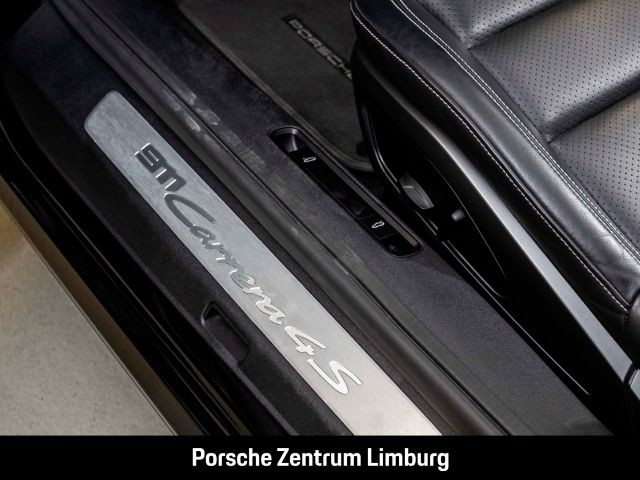 Porsche 992 911 Carrera 4S Cabrio Sportabgas Sportfahrwerk