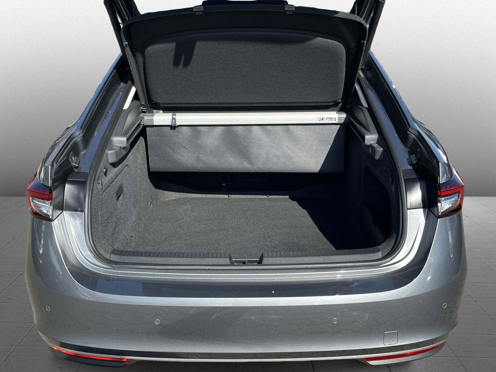 Skoda Superb L&K 2.0TDI 4x4 DSG LED HuD ACC EPH AHK