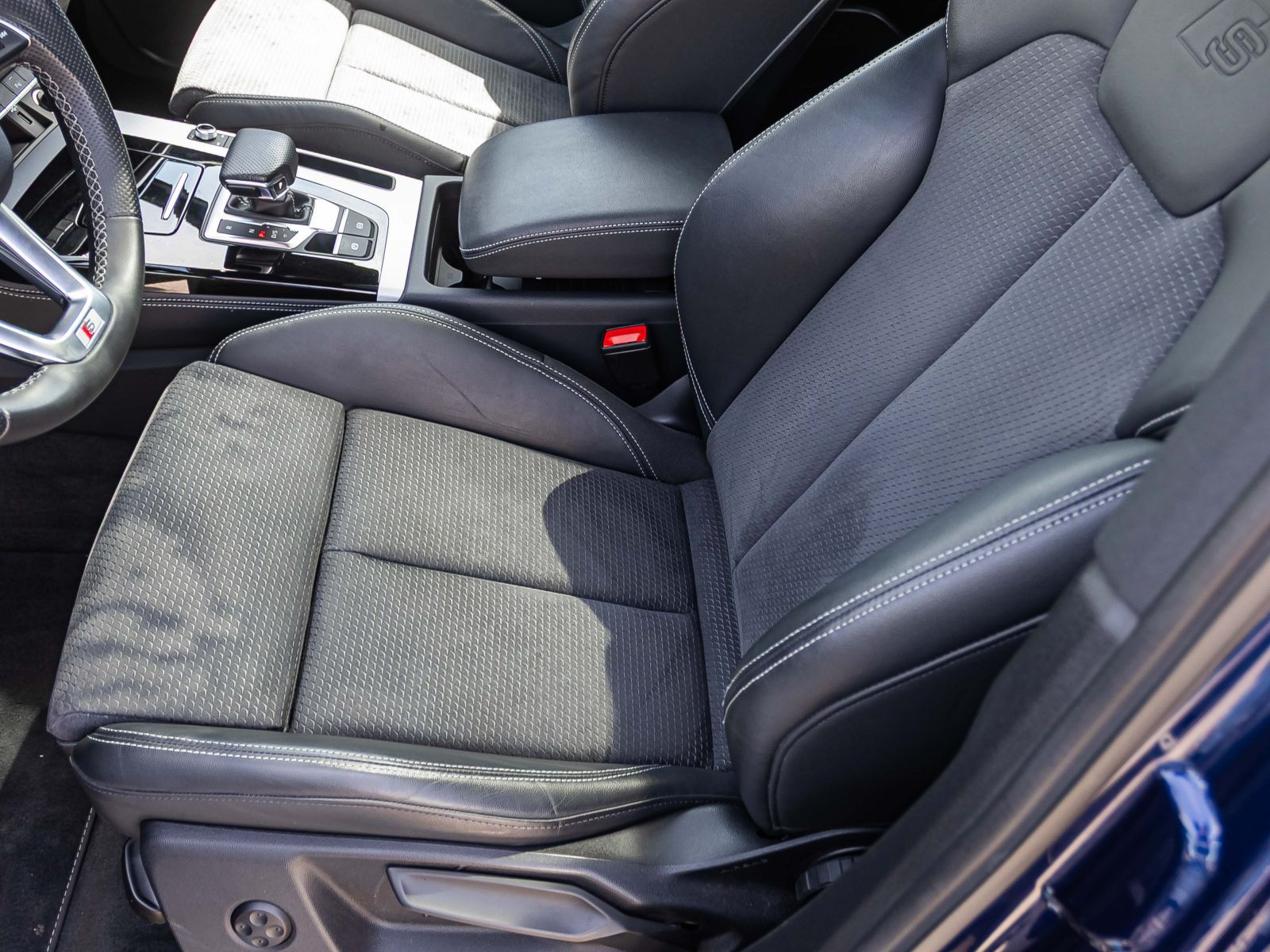 Audi Q5 S line 40TDI qu Stronic Navi LED Standhzg Panorama
