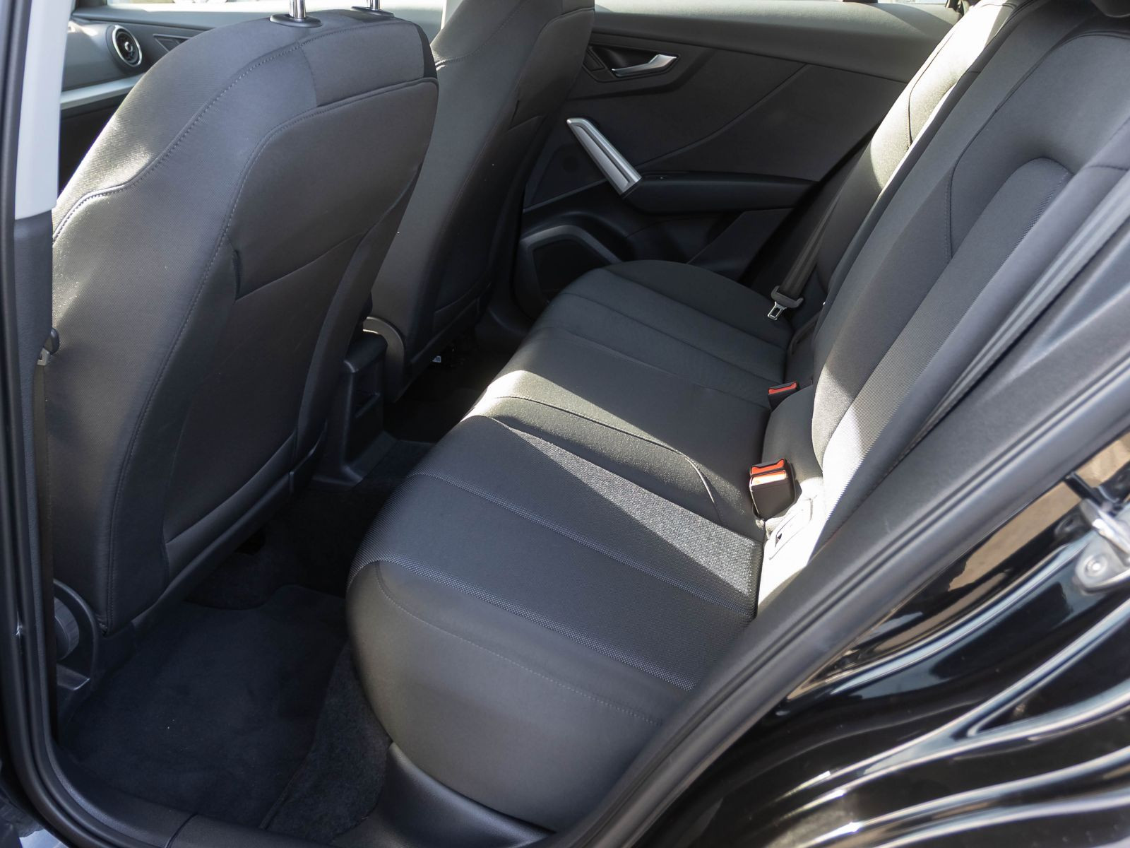 Audi Q2 35TFSI Stronic LED GRA EPH CarPlay DAB