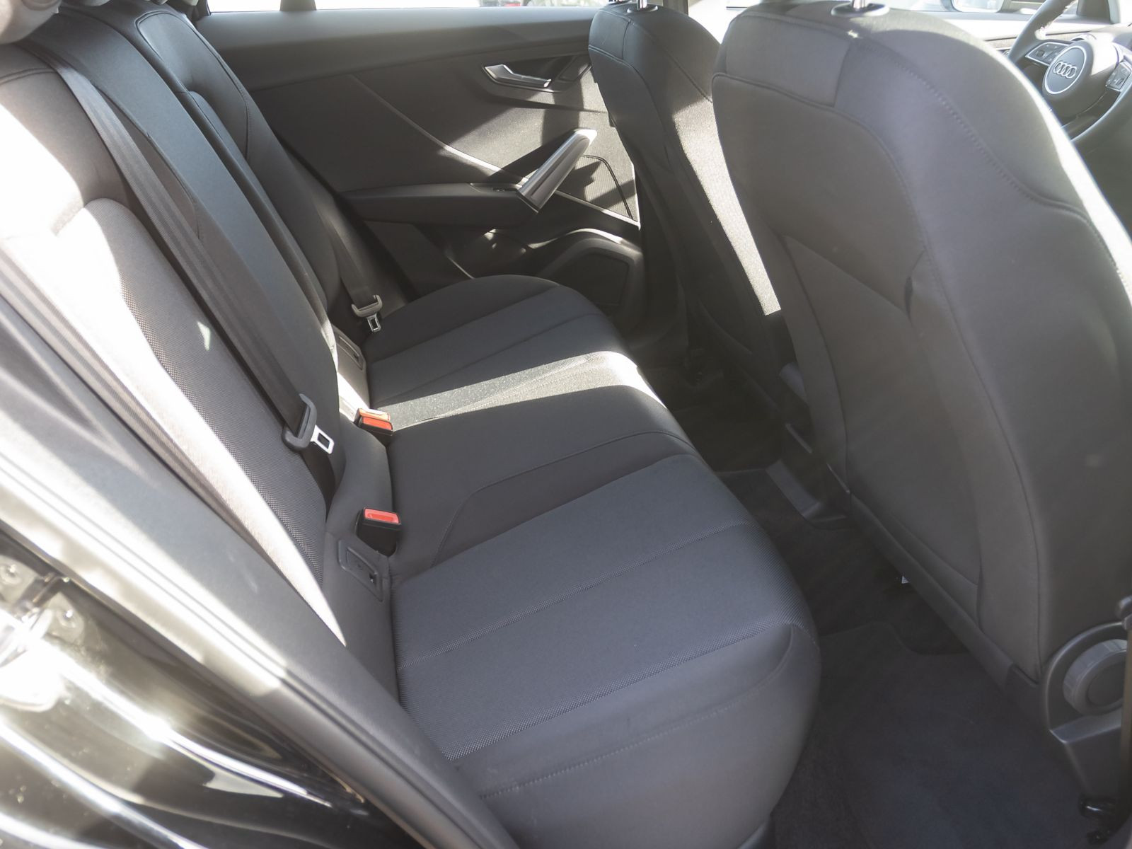 Audi Q2 35TFSI Stronic LED GRA EPH CarPlay DAB