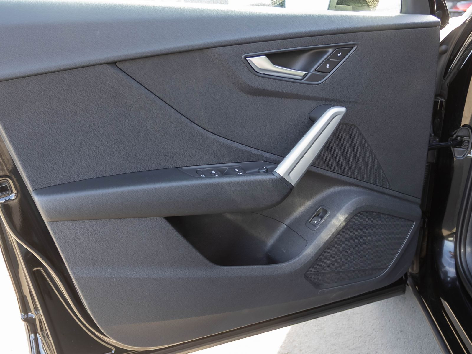 Audi Q2 35TFSI Stronic LED GRA EPH CarPlay DAB