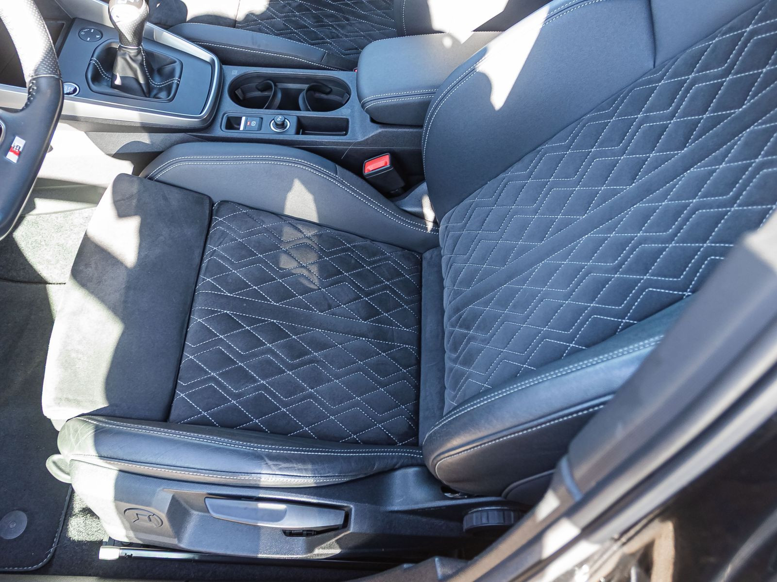 Audi A3 Sportback S line 35TFSI Navi LED ACC CarPlay