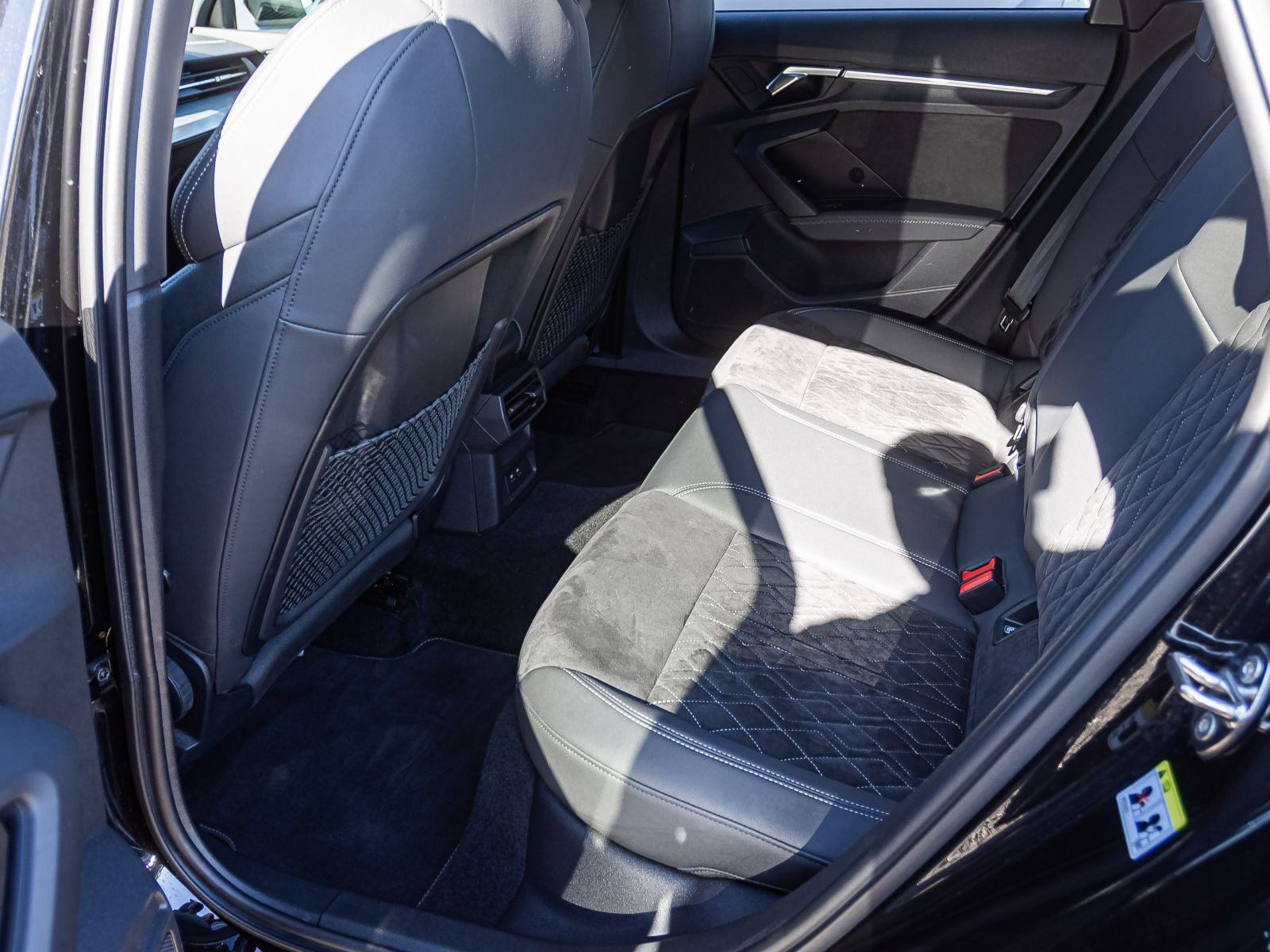 Audi A3 Sportback S line 35TFSI Navi LED ACC CarPlay