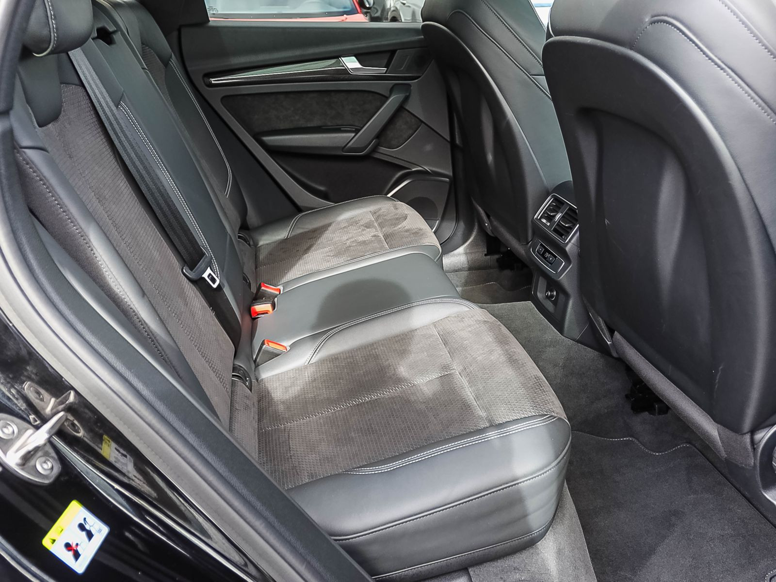 Audi Q5 S line 40TDI qu Stronic Navi LED Panorama AHK