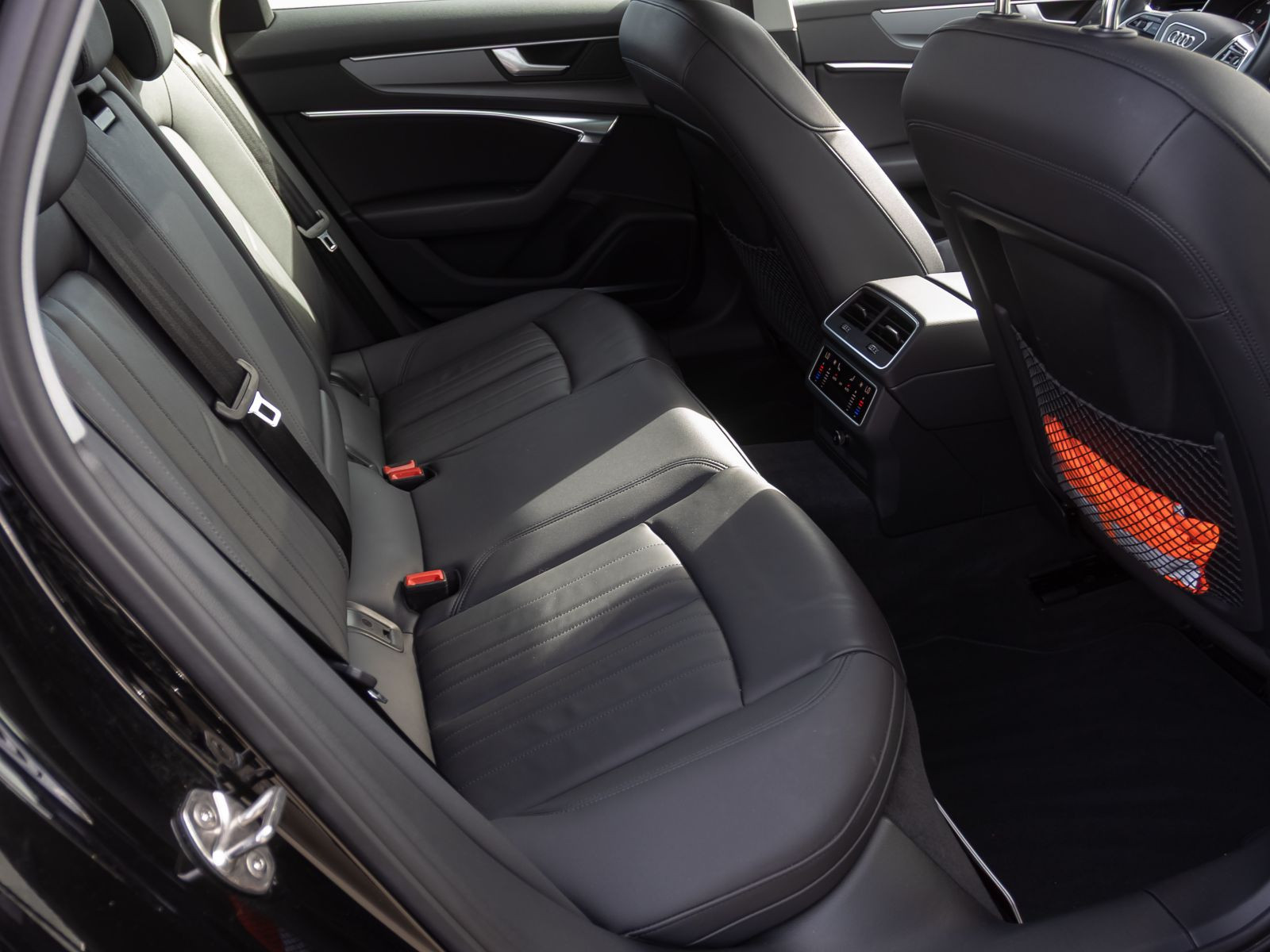 Audi A6 Avant 55TFSI Navi Panorama B&O Luftfahrwerk LED