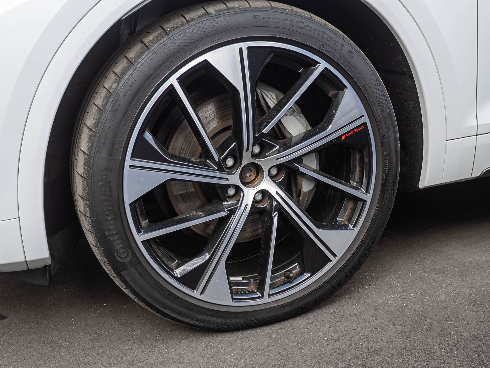 Audi Q5 S line 50TFSIe qu HuD Luftfahrwerk Panorama