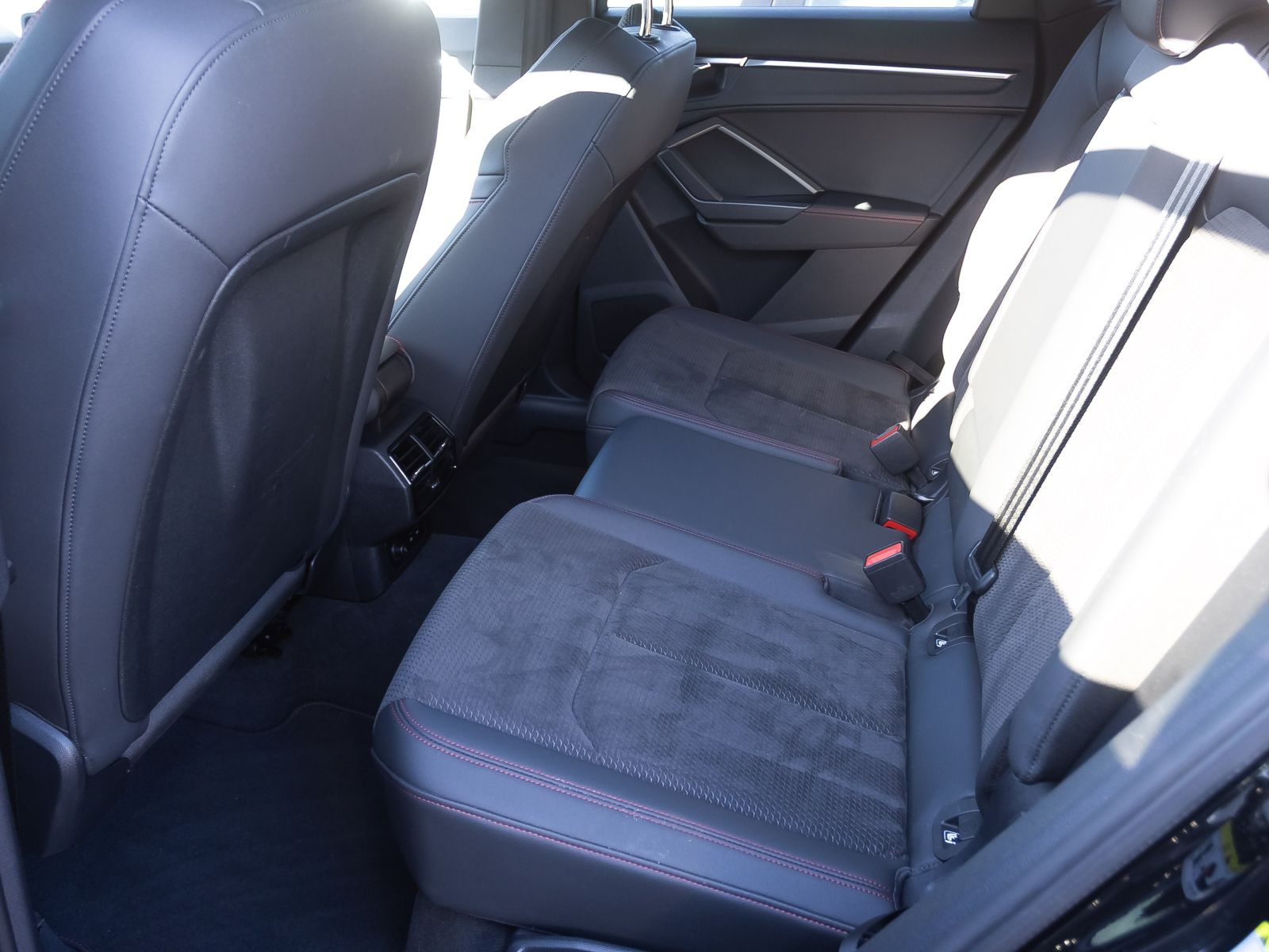 Audi Q3 Sportback S line 45TFSIe Navi LED ACC EPH DAB