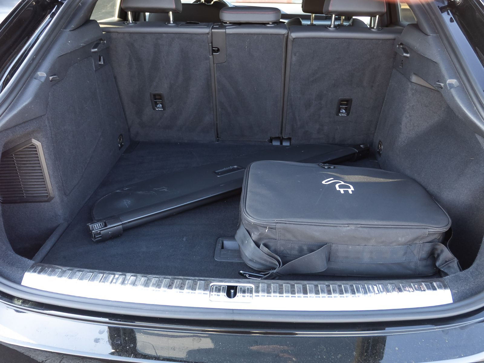 Audi Q3 Sportback S line 45TFSIe Navi LED ACC EPH DAB