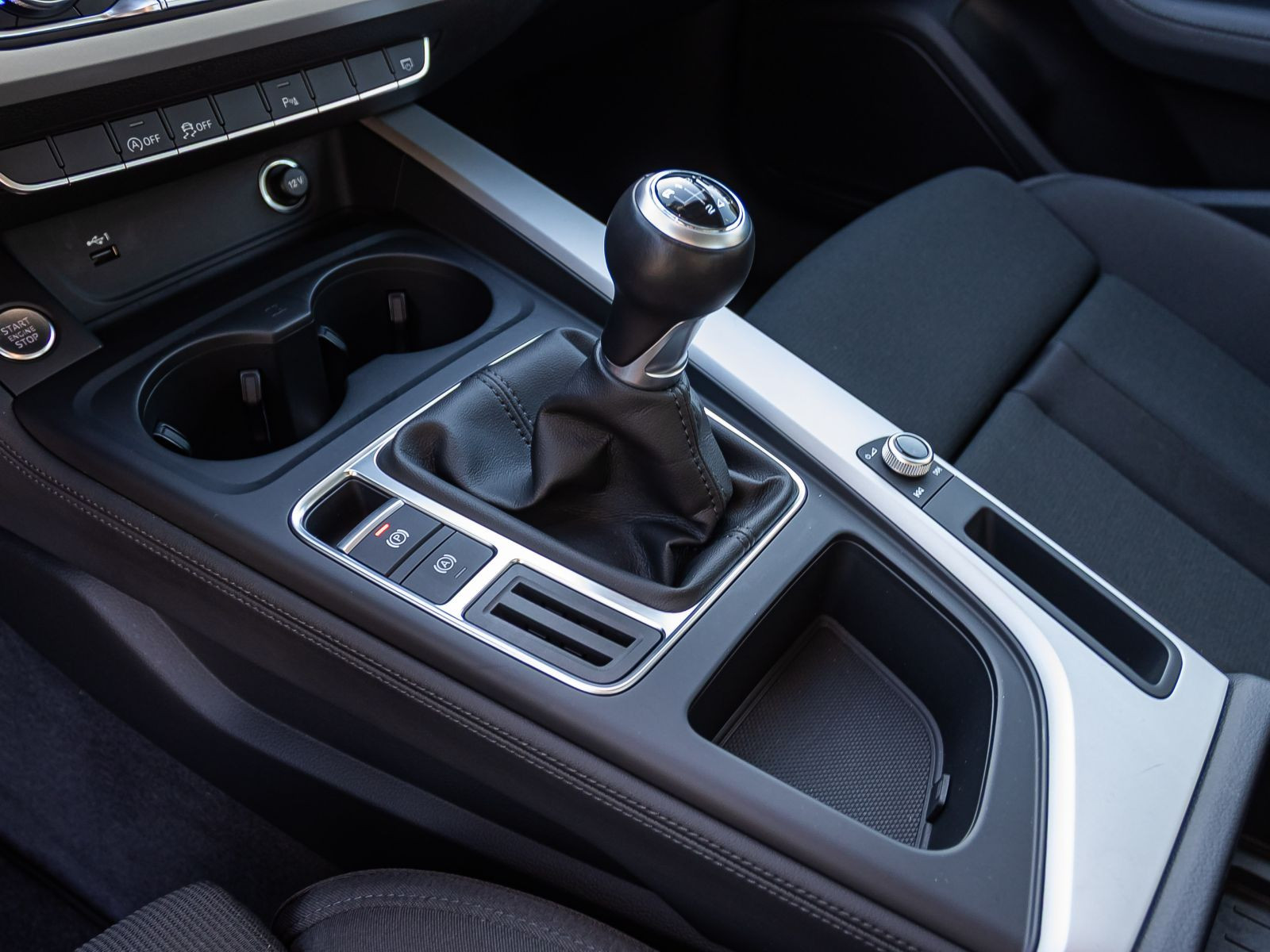 Audi A4 Avant Advanced 35TFSI Navi LED GRA EPH DAB