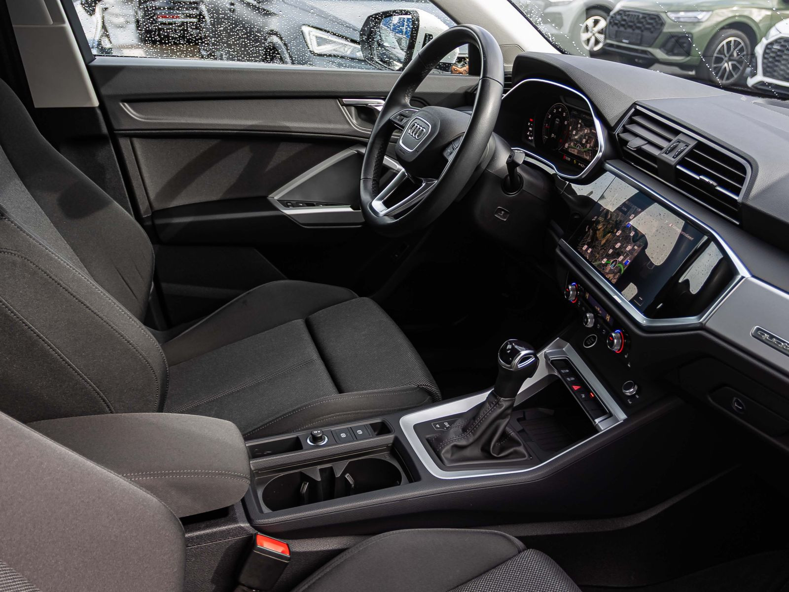 Audi Q3 advanced 40TFSI qu Stronic Navi LED GRA EPH