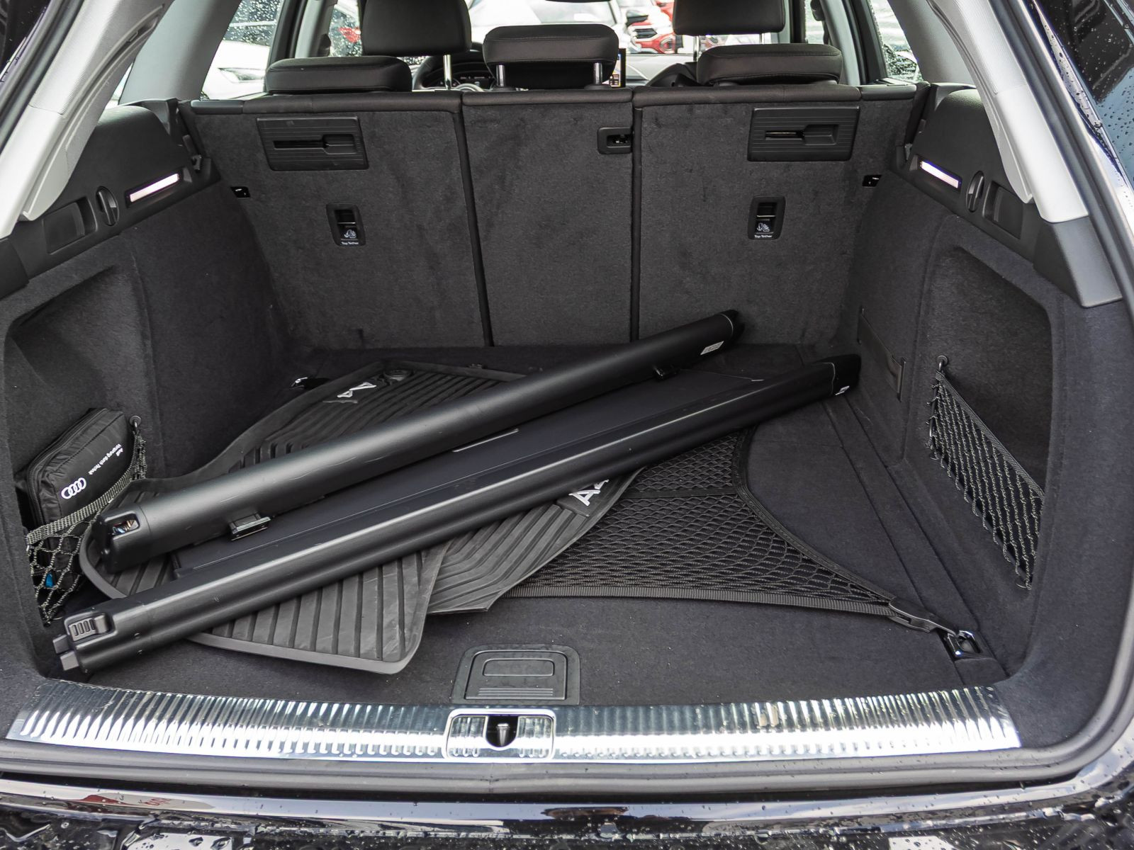 Audi A4 Avant Advanced 35TFSI Navi LED GRA EPH DAB