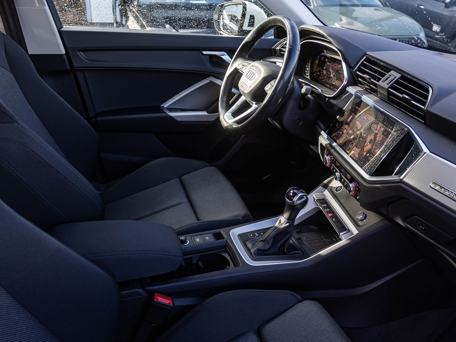 Audi Q3 advanced 40TFSI qu Stronic Navi LED GRA EPH