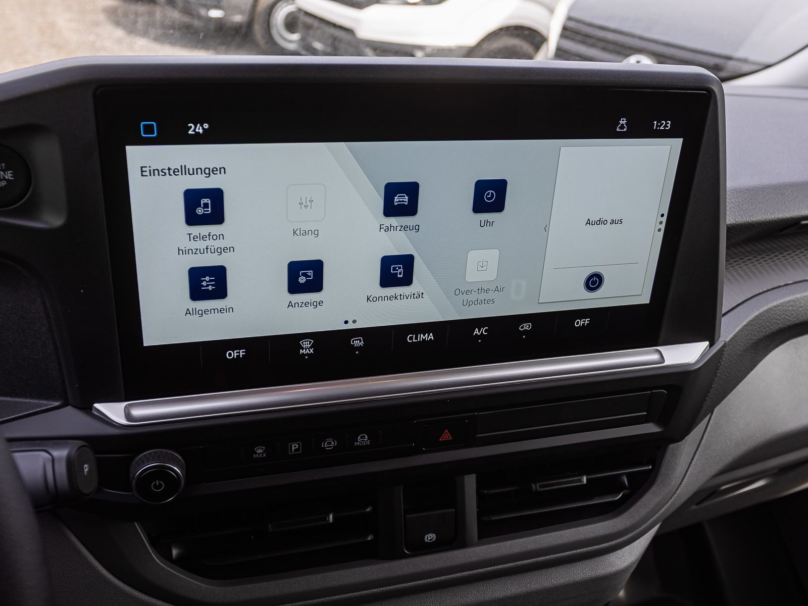 Volkswagen Transporter Kasten 2.0 TDI LR LED GRA AHK EPH