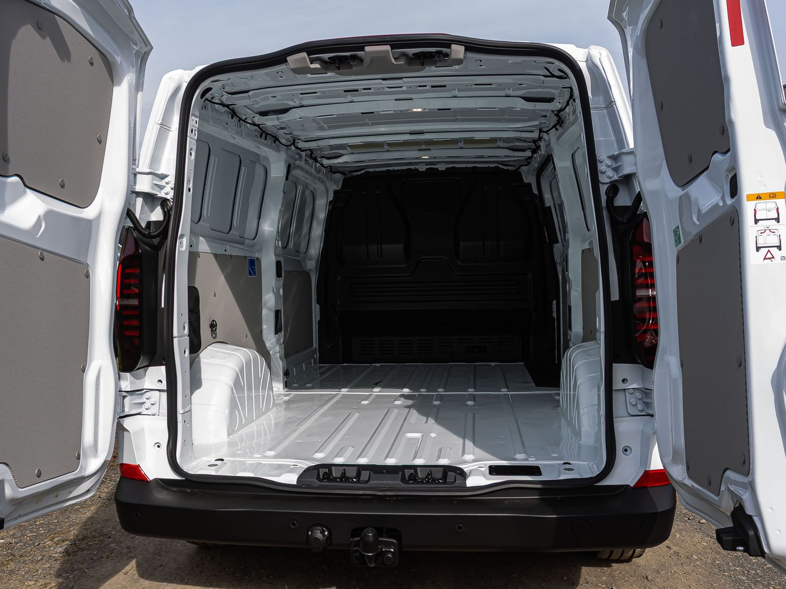 Volkswagen Transporter Kasten 2.0 TDI LR LED GRA AHK EPH