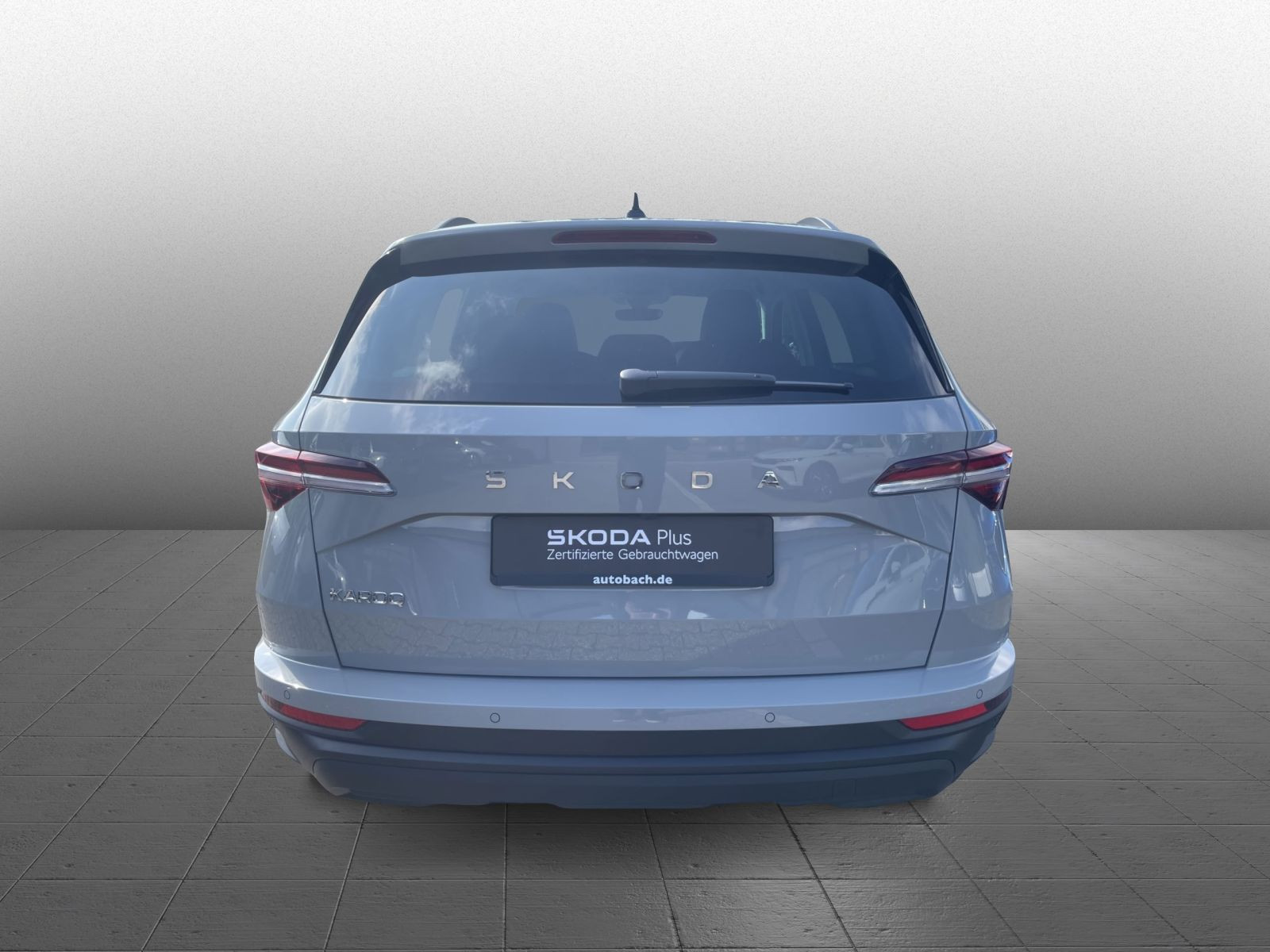 Skoda Karoq Tour 2.0 TDI DSG ACC Navi LED EPH AHK