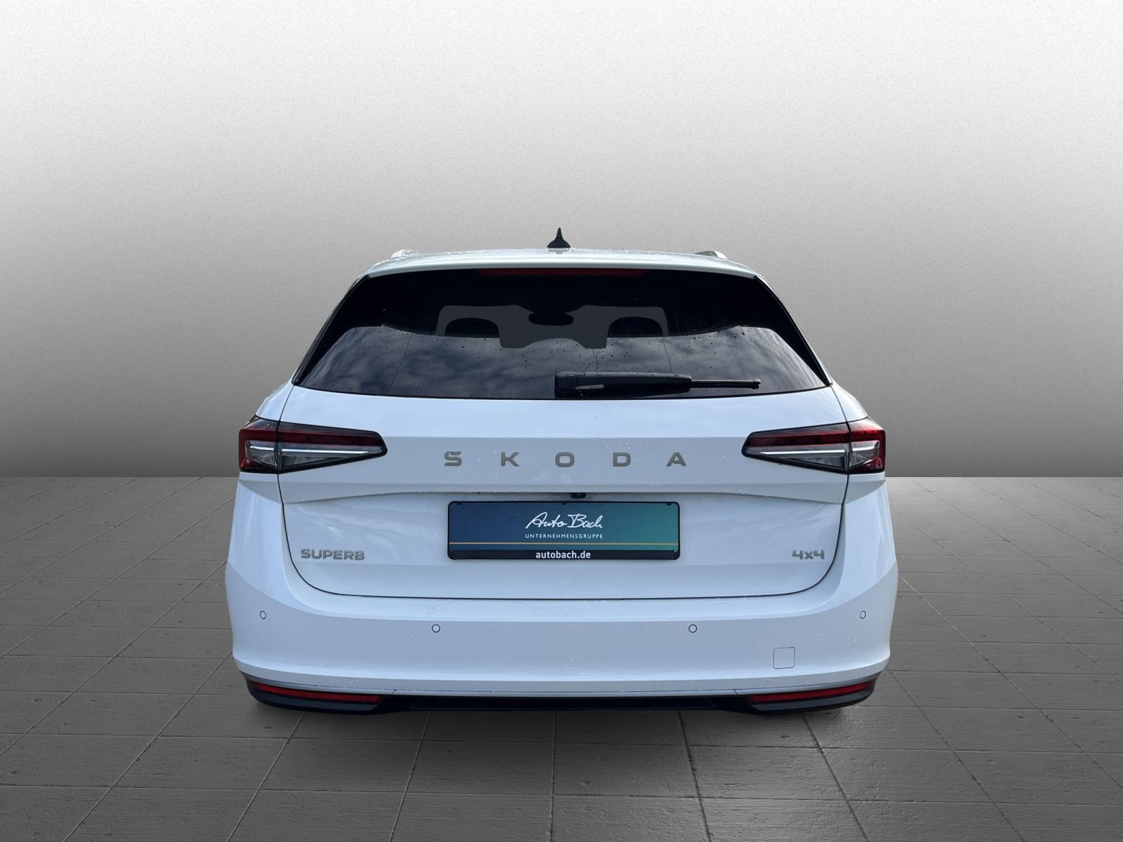 Skoda Superb Combi L&K 2,0TDI 4x4 DSG Navi ACC HuD AHK