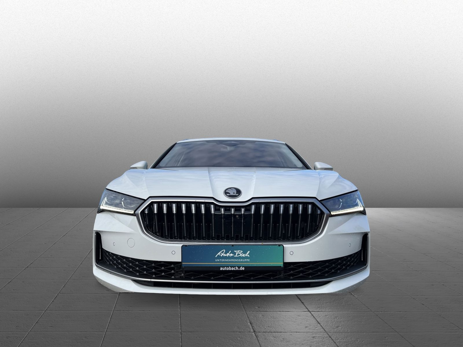 Skoda Superb Combi L&K 2,0TDI 4x4 DSG Navi ACC HuD AHK