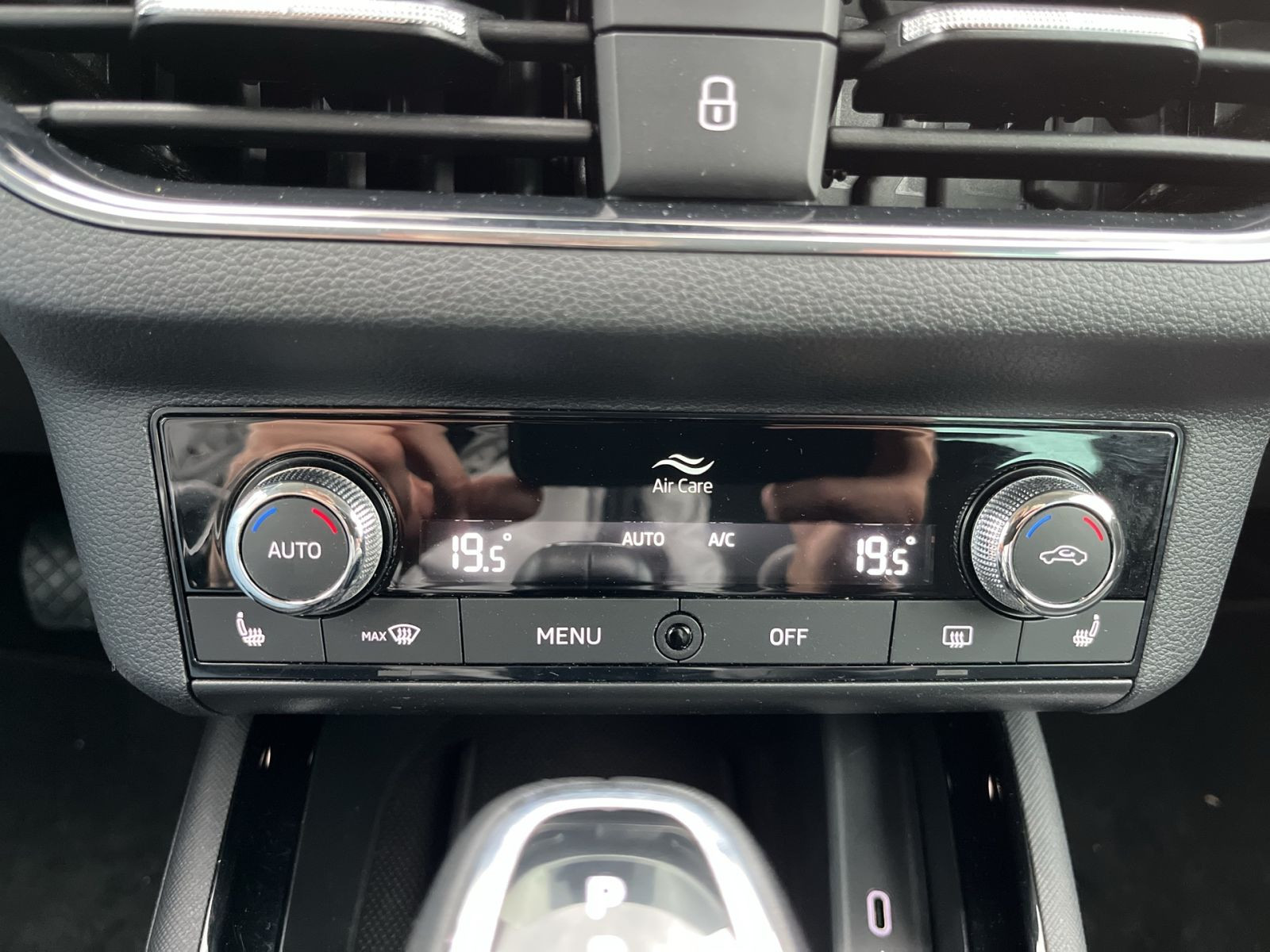 Skoda Kamiq Tour 1.5 TSI DSG Navi LED ACC EPH AHK