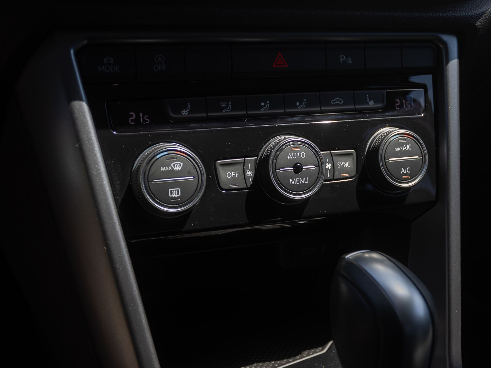 Volkswagen T-ROC 1.5 TSI DSG "Active" Sitzhzg LED EPH