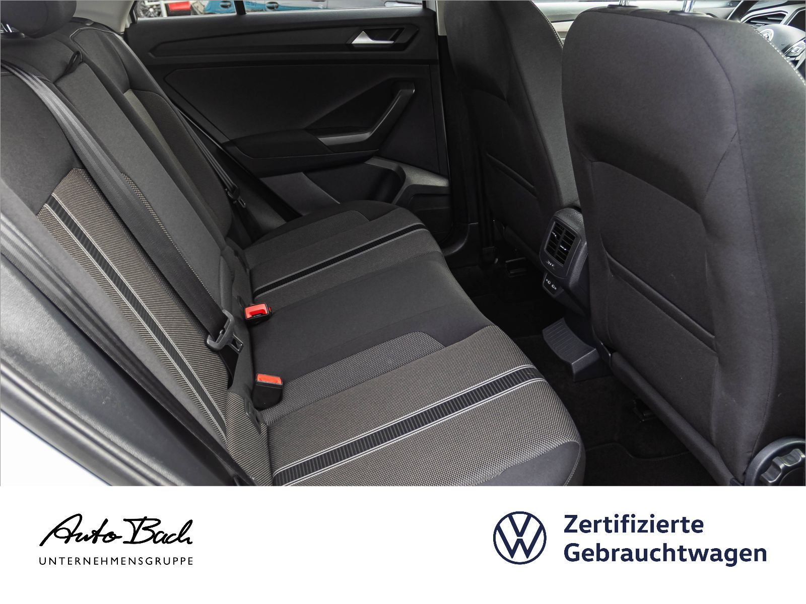 Volkswagen T-ROC 2.0 TDI DSG "Style" 4Motion Navi LED ACC