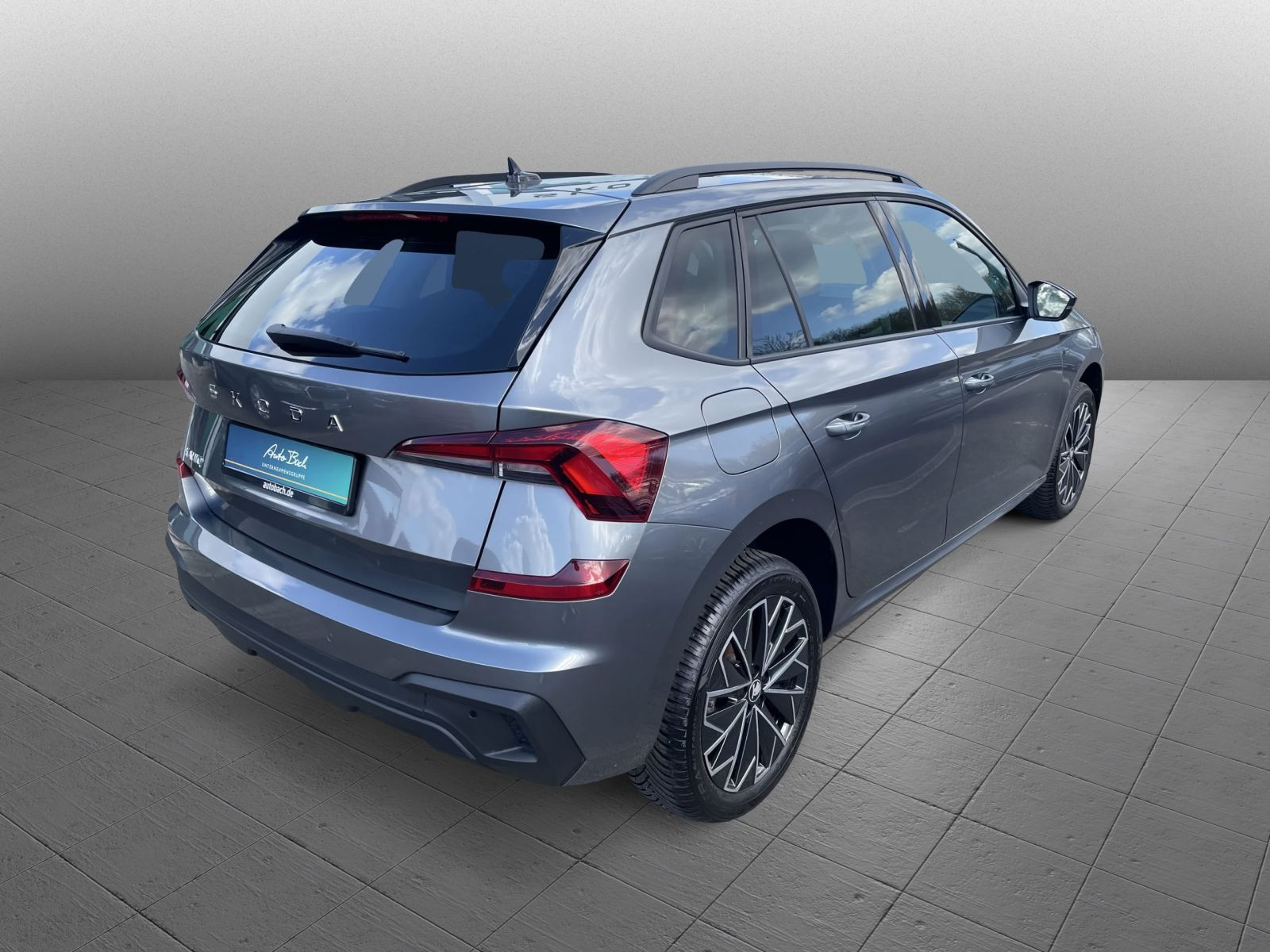 Skoda Kamiq Tour 1.0 TSI Selection Navi ACC LED EPH