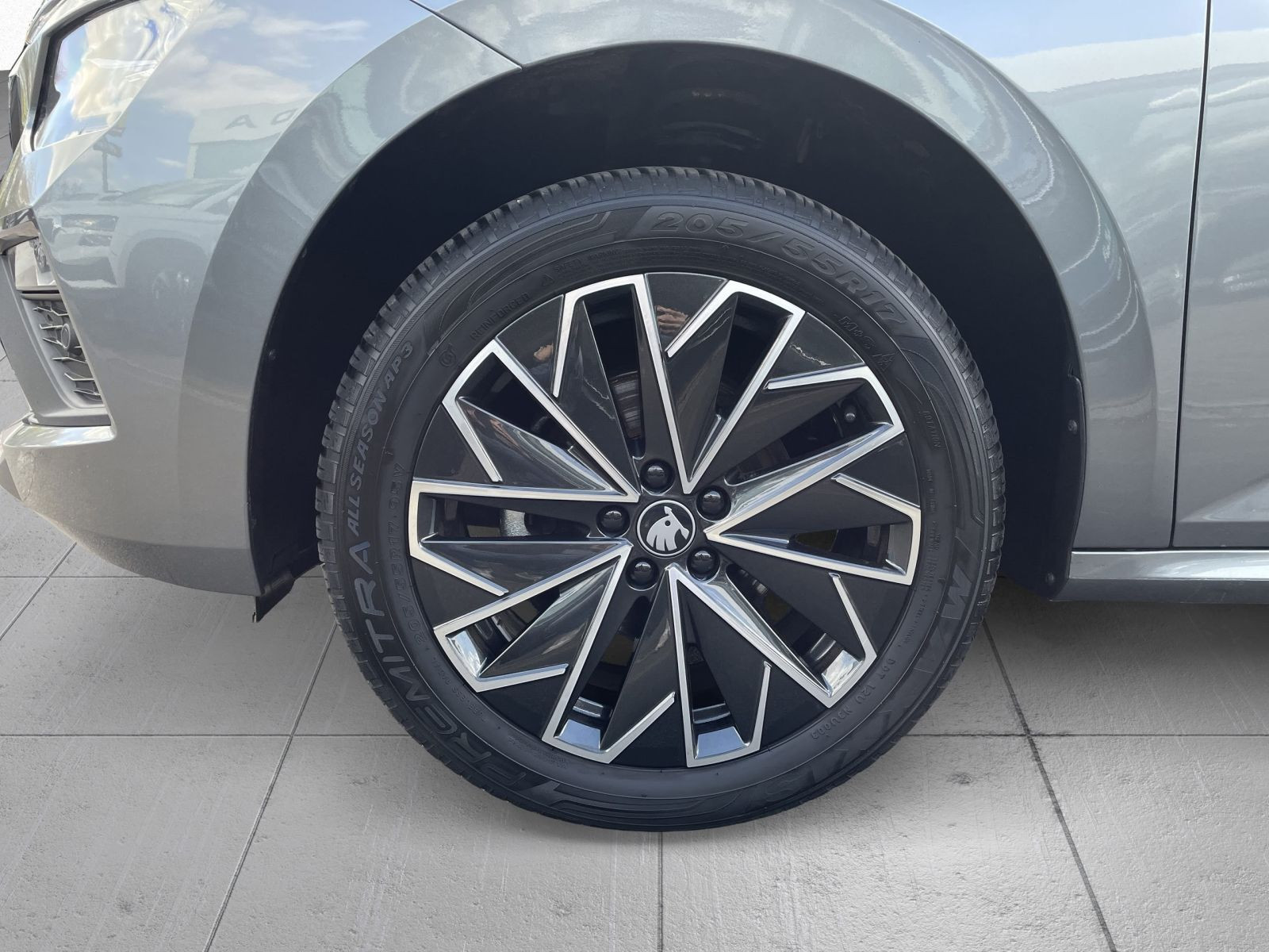 Skoda Kamiq Tour 1.0 TSI Selection Navi ACC LED EPH