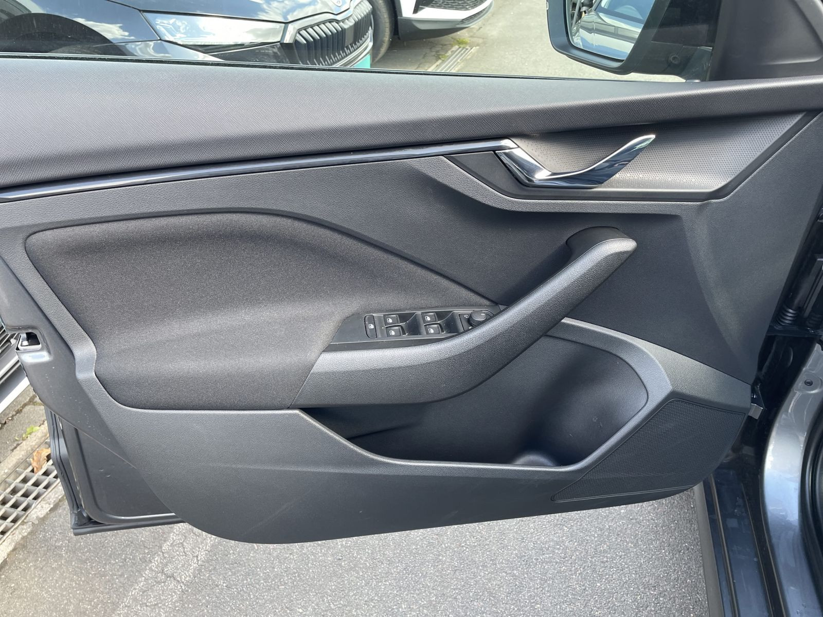 Skoda Kamiq Tour 1.0 TSI Selection Navi ACC LED EPH