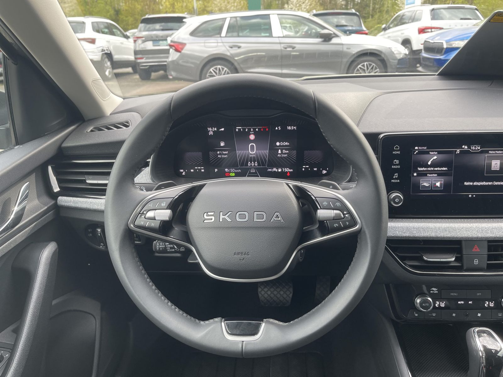 Skoda Kamiq Selection 1.0 TSI DSG LED ACC CarPlay KESSY