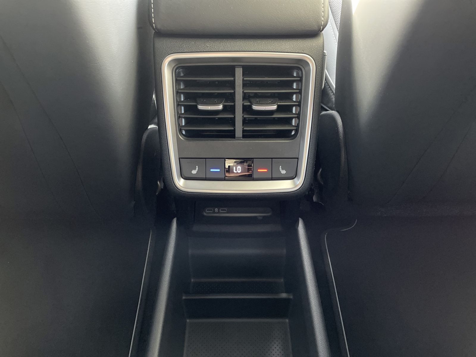 Skoda Enyaq 85 Sportline ACC AHK LED HuD Area View