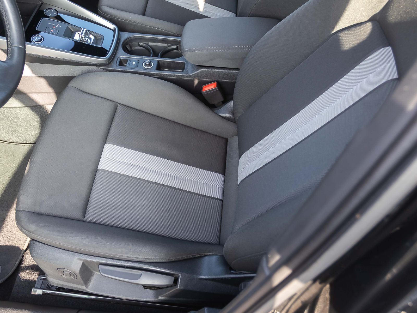 Audi A3 Limousine S line 35TDI Stronic Navi LED ACC