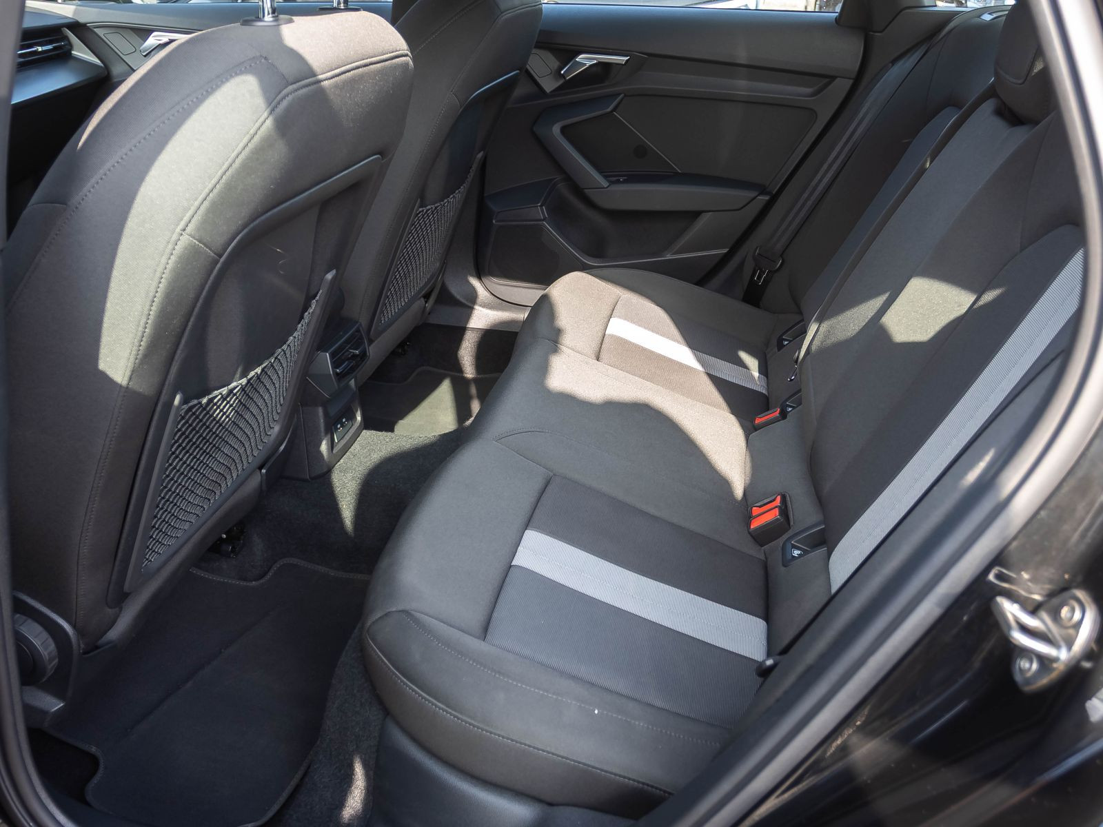 Audi A3 Limousine S line 35TDI Stronic Navi LED ACC