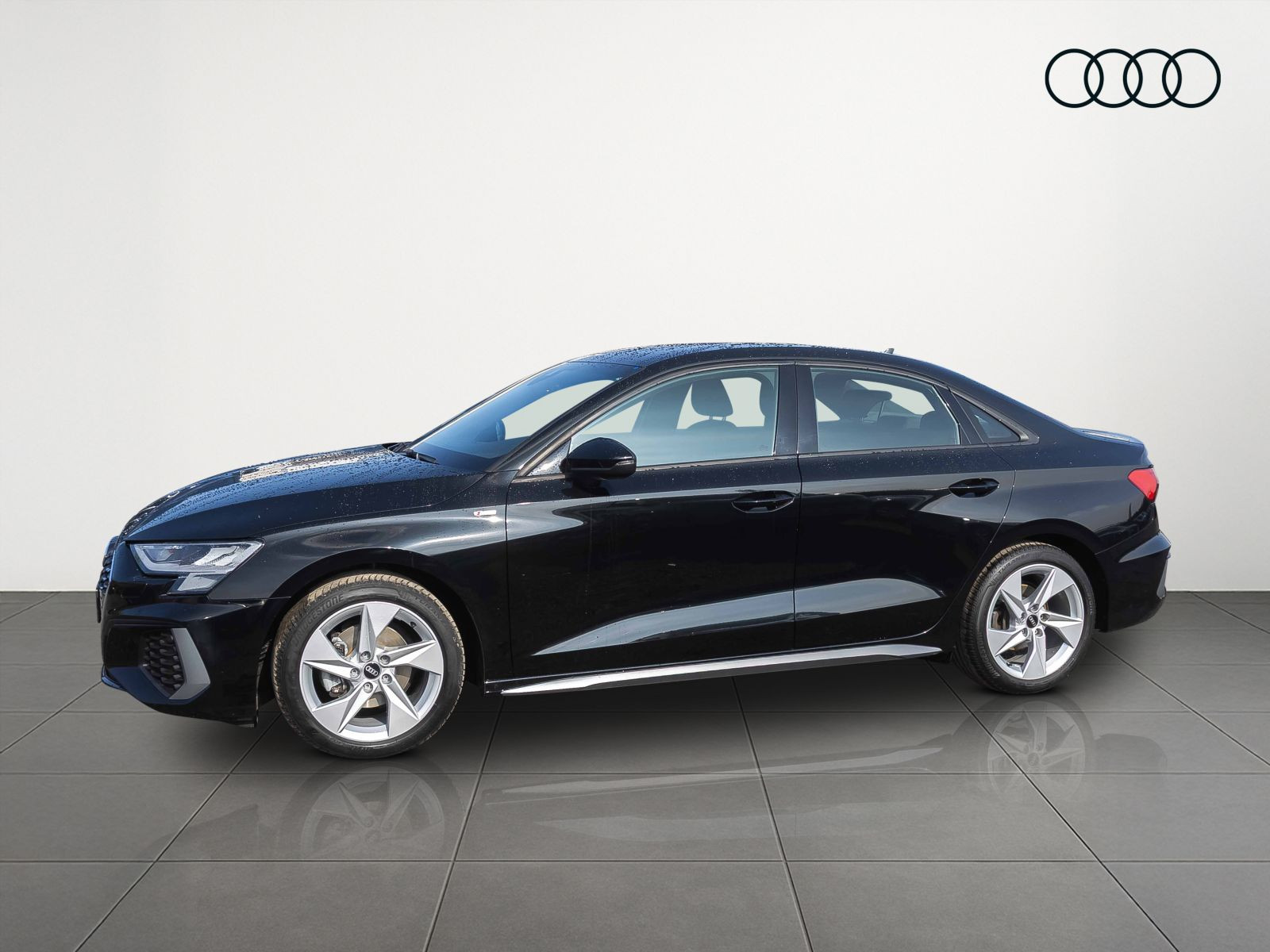 Audi A3 Limousine S line 35TDI Stronic Navi LED ACC