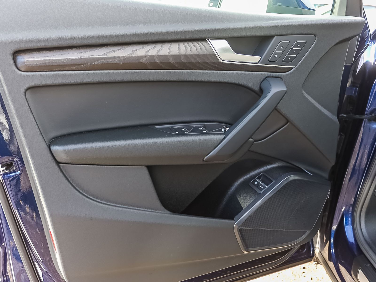 Audi Q5 advanced 50TFSIe qu Navi Luftfederung LED ACC