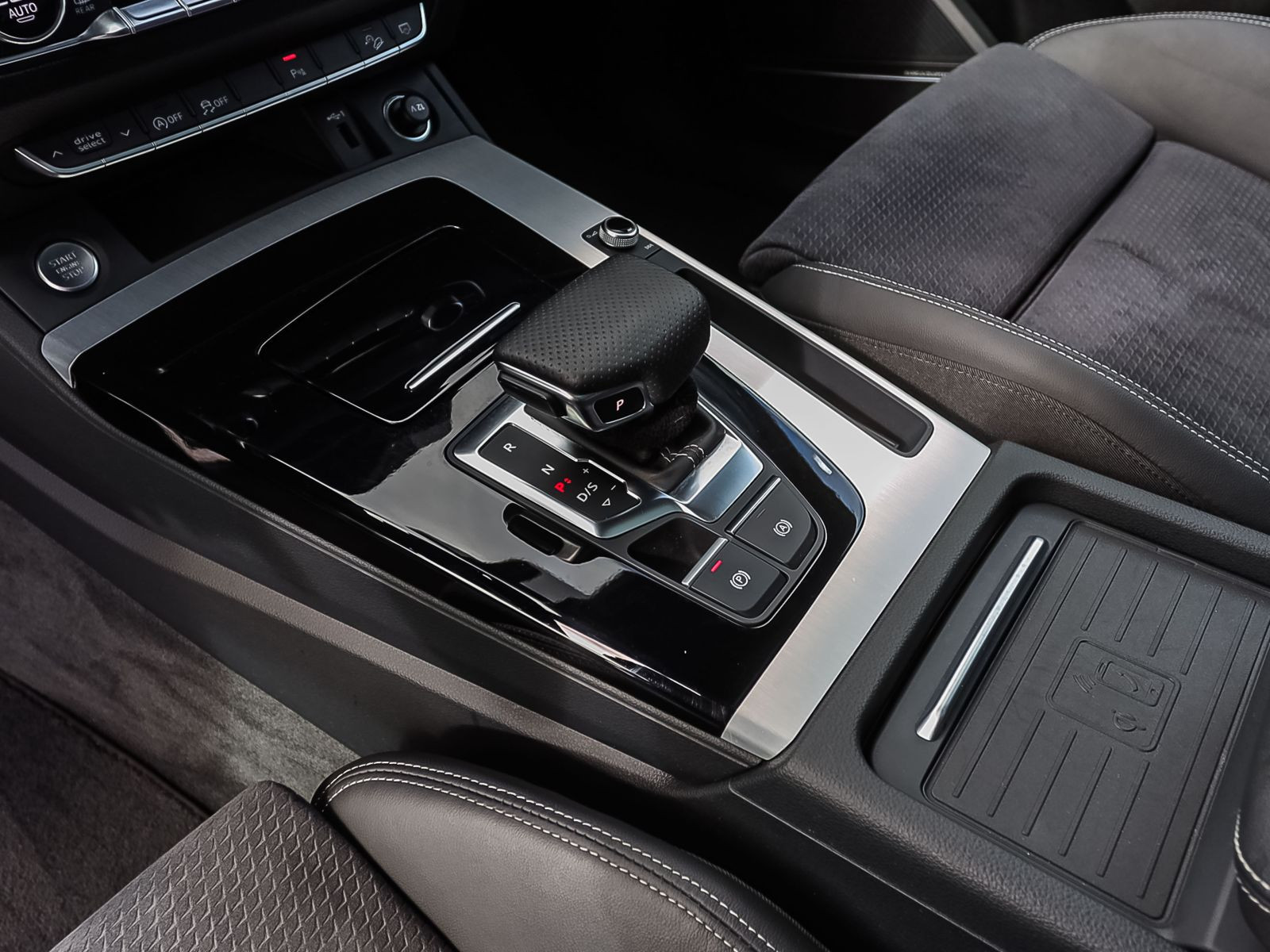 Audi Q5 S line 40TDI qu Stronic Navi Panorama Matrix ACC