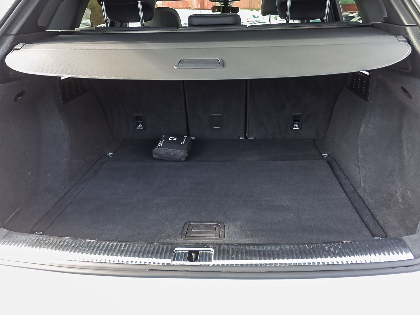 Audi Q5 S line 40TDI qu Stronic Navi Panorama Matrix ACC