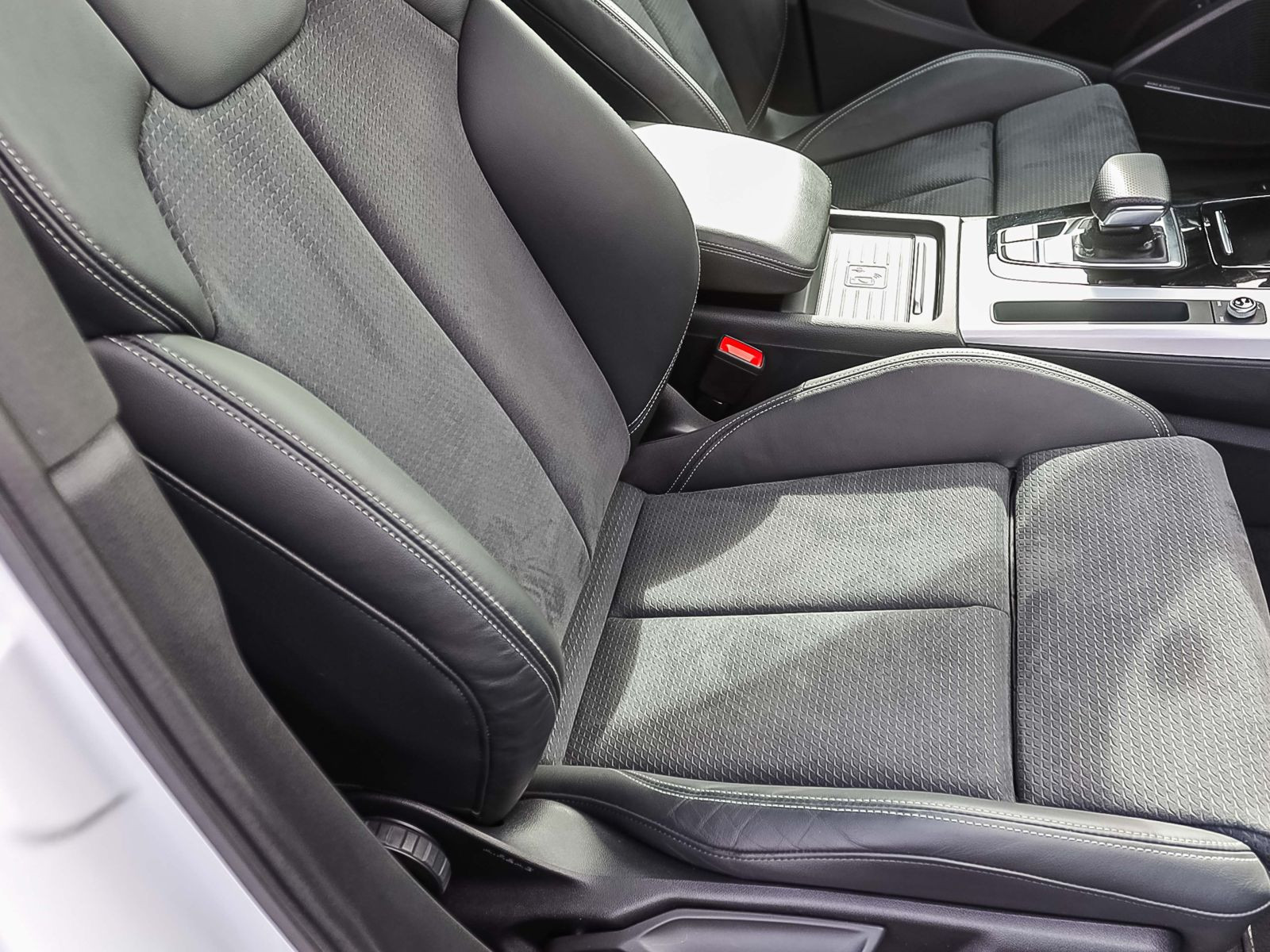 Audi Q5 S line 40TDI qu Stronic Navi Panorama Matrix ACC