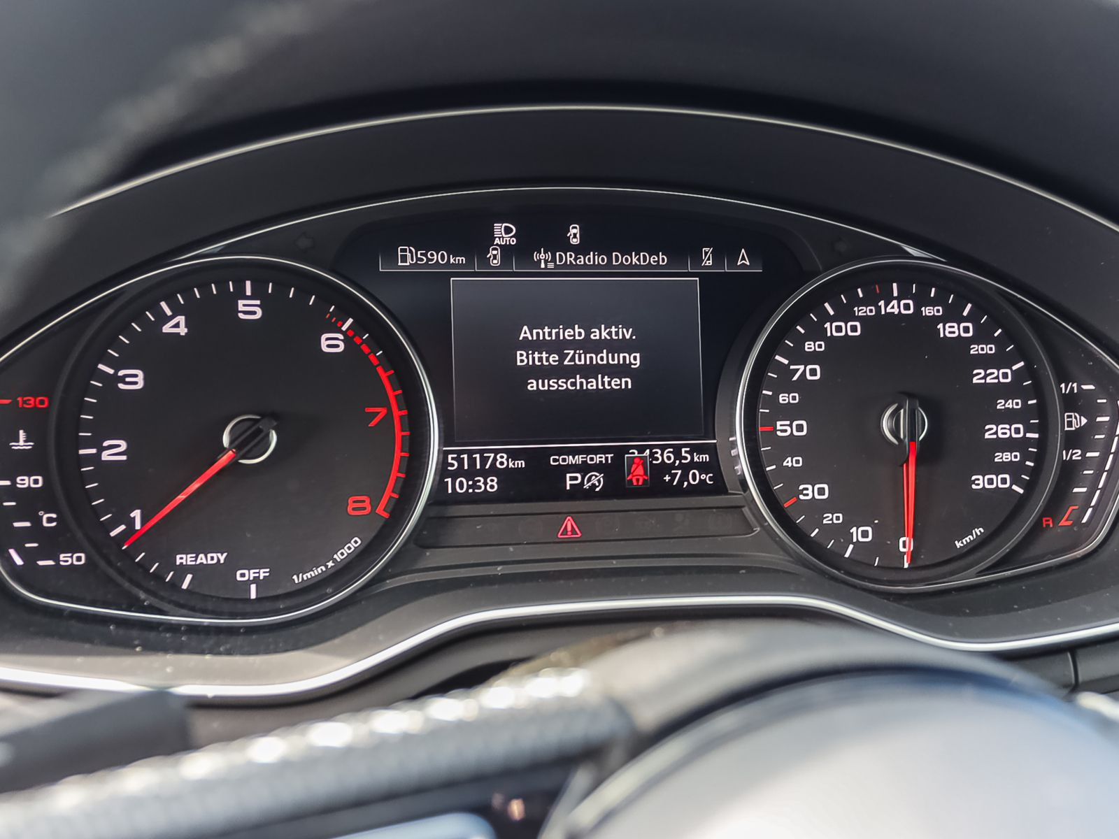 Audi A4 Avant S line 40TFSI Stronic Navi LED CarPlay