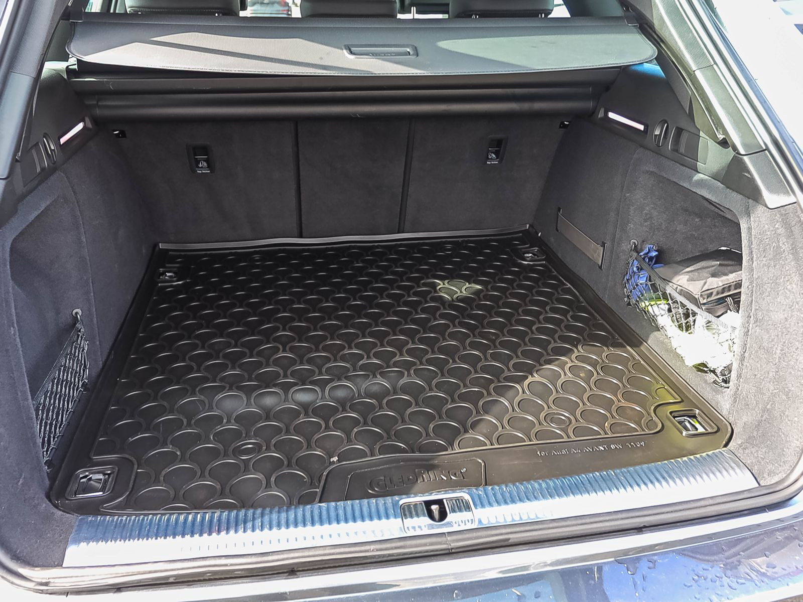 Audi A4 Avant S line 40TFSI Stronic Navi LED CarPlay