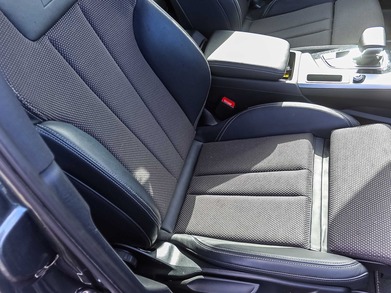 Audi A4 Avant S line 40TFSI Stronic Navi LED CarPlay