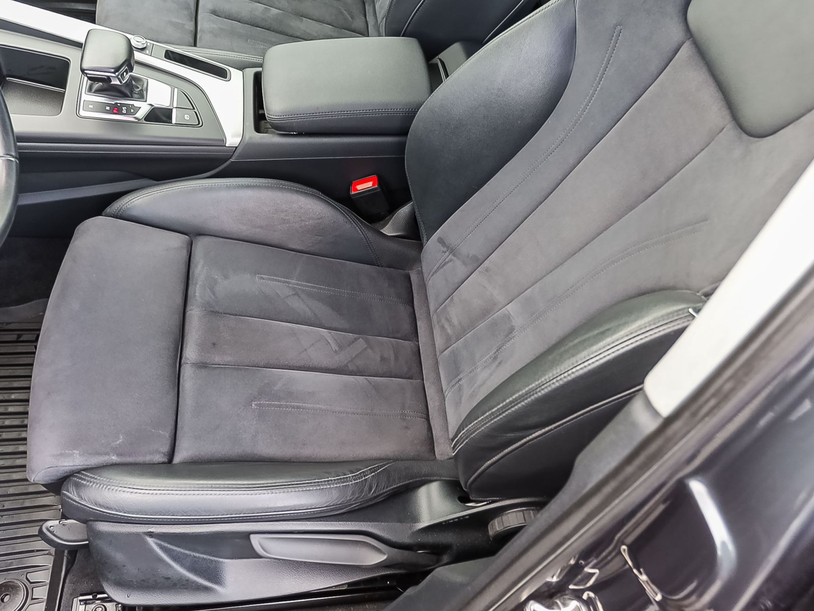 Audi A4 Avant Advanced 45TFSI qu Stronic Navi Matrix