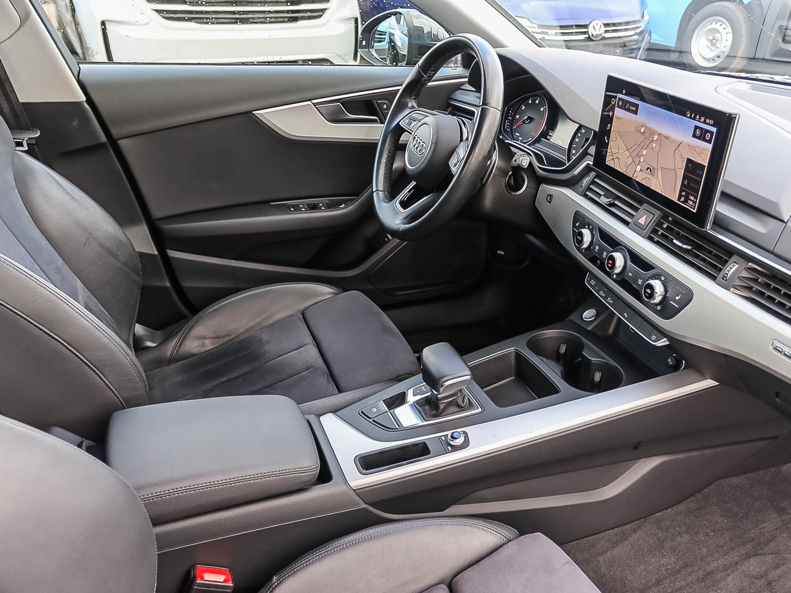 Audi A4 Avant Advanced 45TFSI qu Stronic Navi Matrix