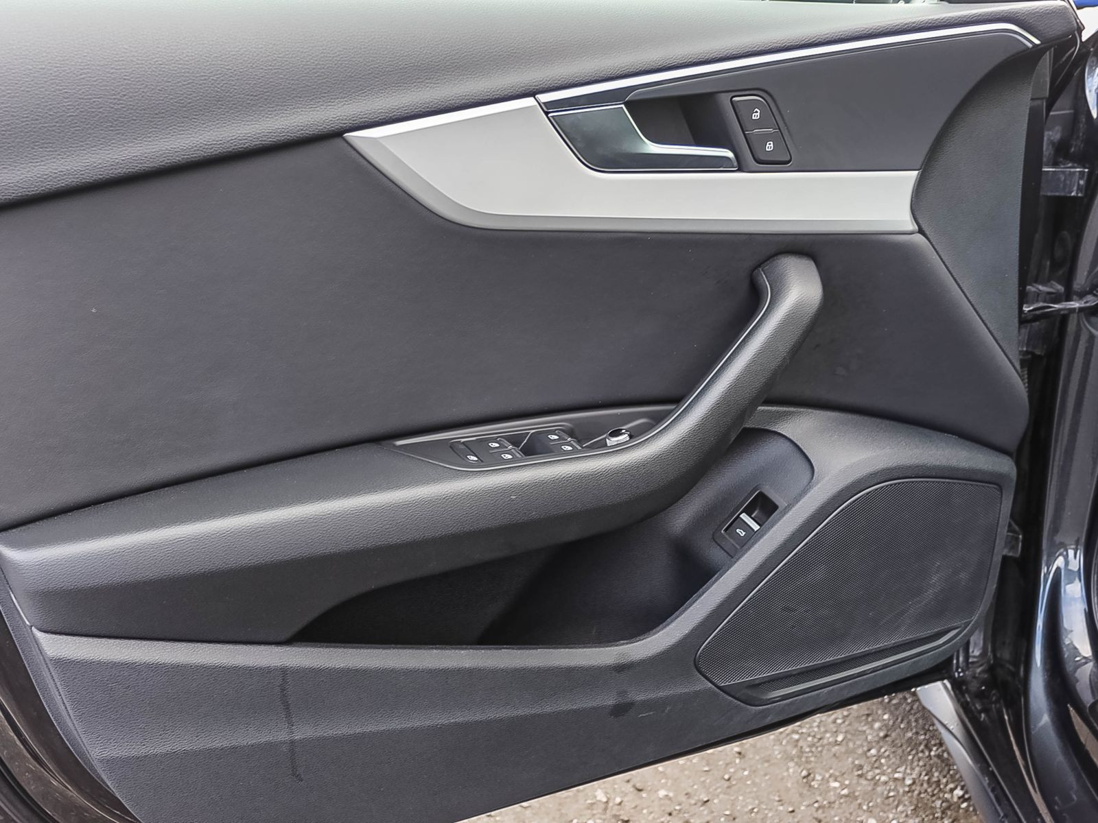 Audi A4 Avant Advanced 45TFSI qu Stronic Navi Matrix