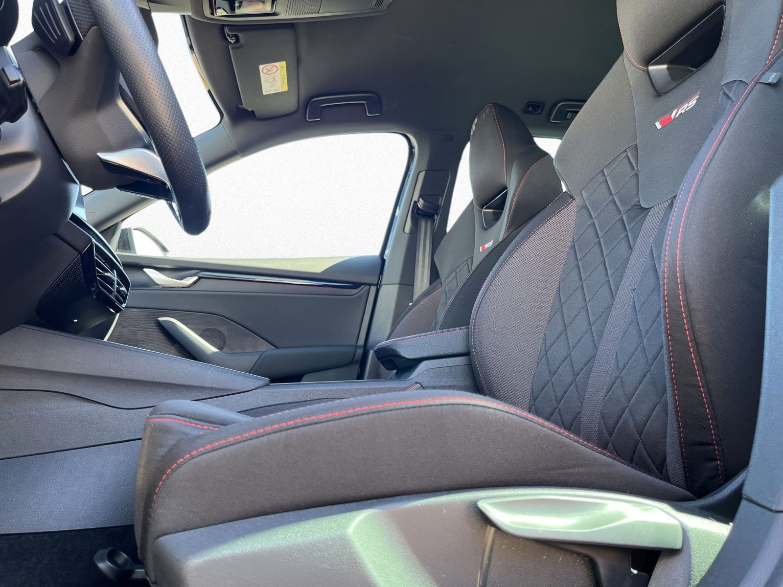 Skoda Octavia Combi RS 2.0TSI Navi LED ACC AHK KESSY