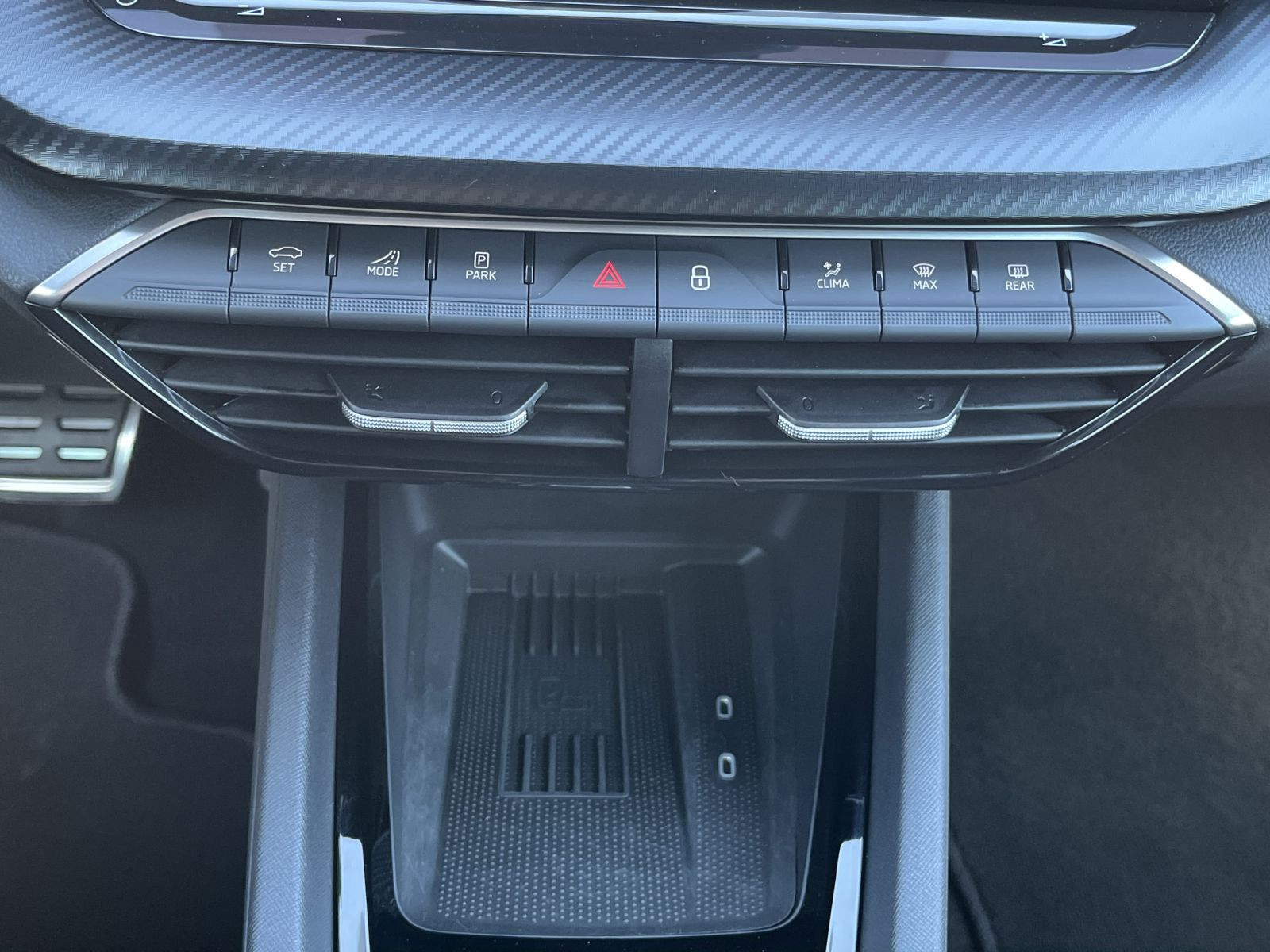 Skoda Octavia Combi RS 2.0TSI Navi LED ACC AHK KESSY